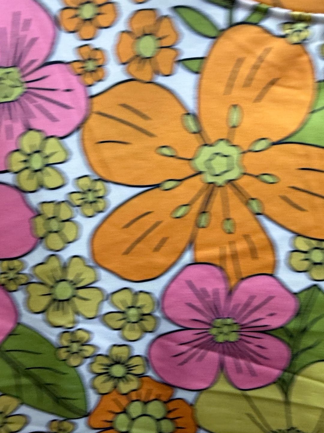 Floral Fabric - Retro 1960s1970s Floral small 9