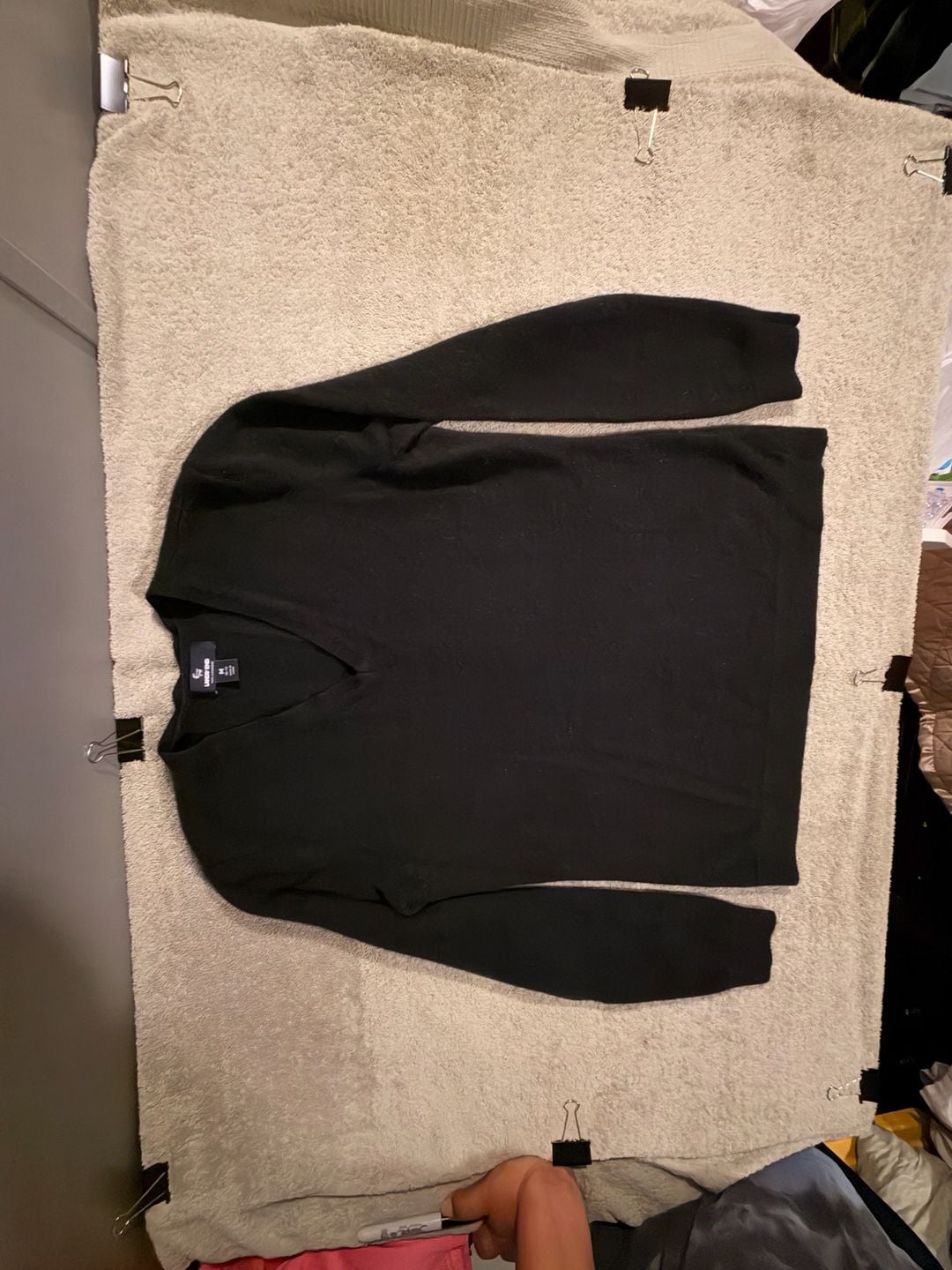 Lands' End Cashmere V-Neck Sweater Size M Black 100% Cashmere 2