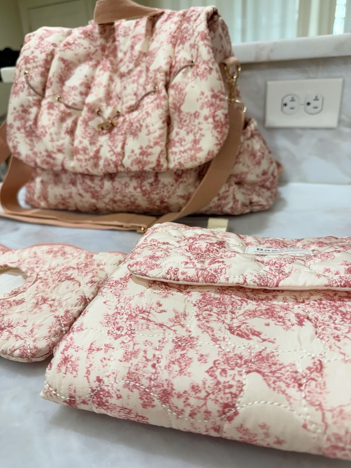 Lushandy Quilted Diaper Bag Backpack, Vintage Floral Puffer Diaper ... 11