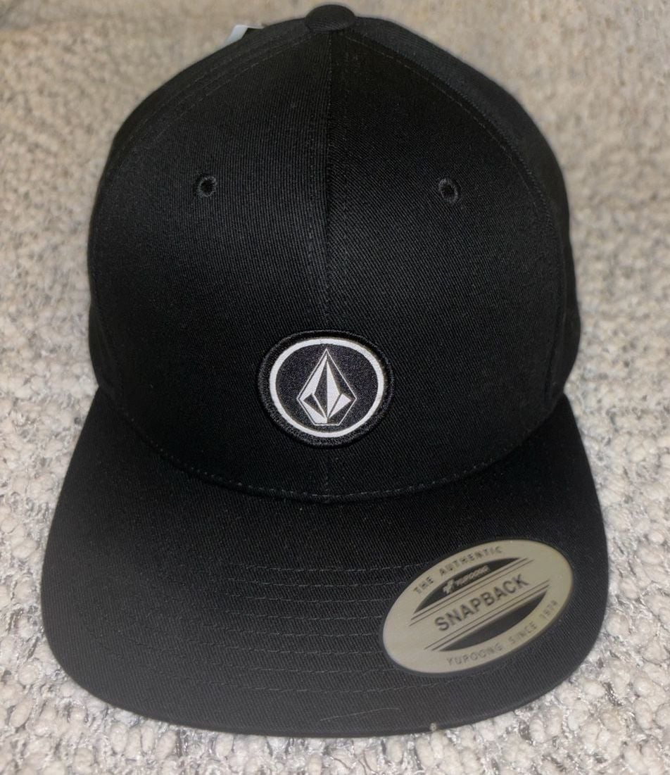 Volcom Men's Quarter Snapback Black Hat Clothing Apparel ..., 2