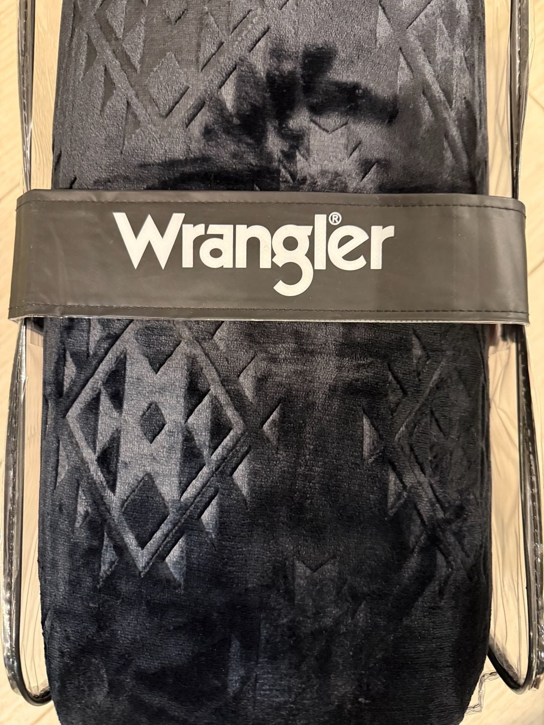 Wrangler 3-Piece Plush Comforter Set Full/Queen Black 4