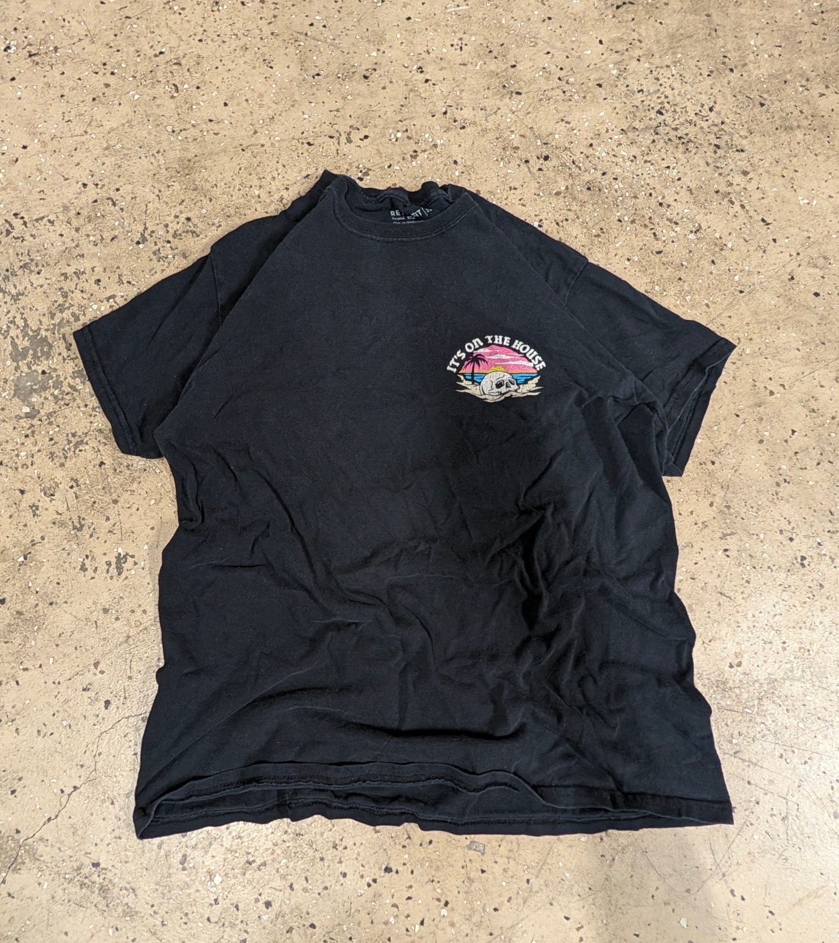 Retro Brand It's On The House Graphic T-Shirt Size XL Black 3