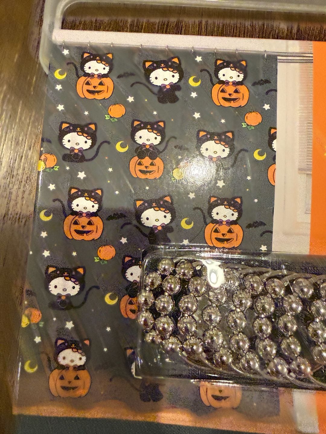 Hello Kitty Halloween 13-Piece Shower Curtain Set 2