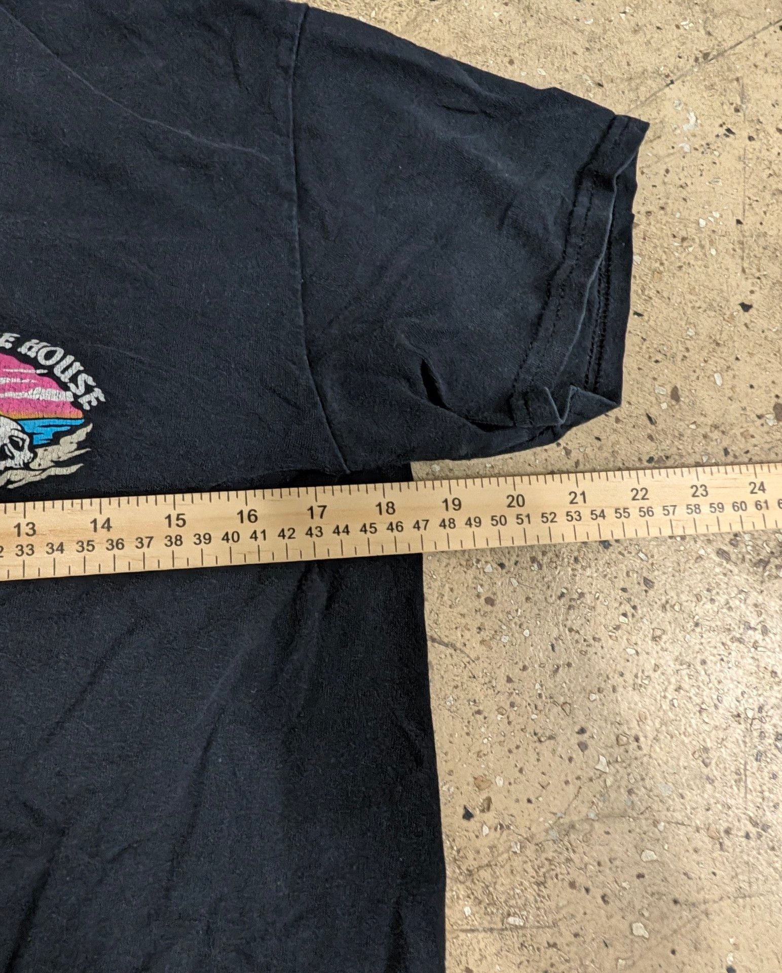 Retro Brand It's On The House Graphic T-Shirt Size XL Black 4