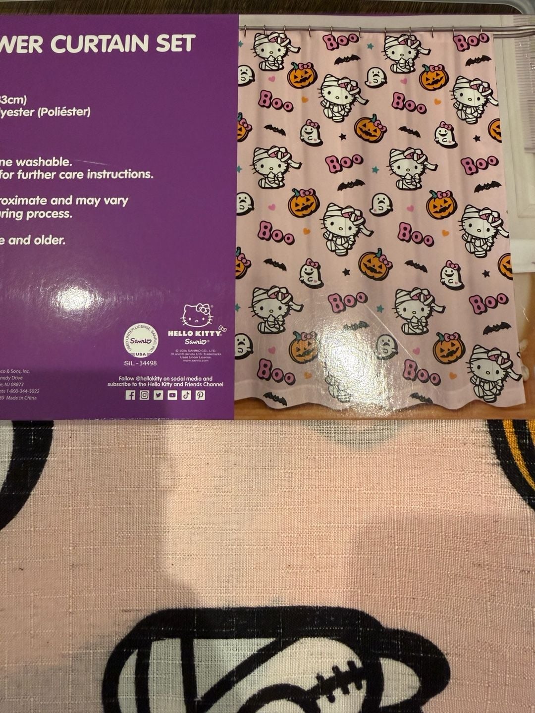 Hello Kitty Halloween 13-Piece Shower Curtain Set 3