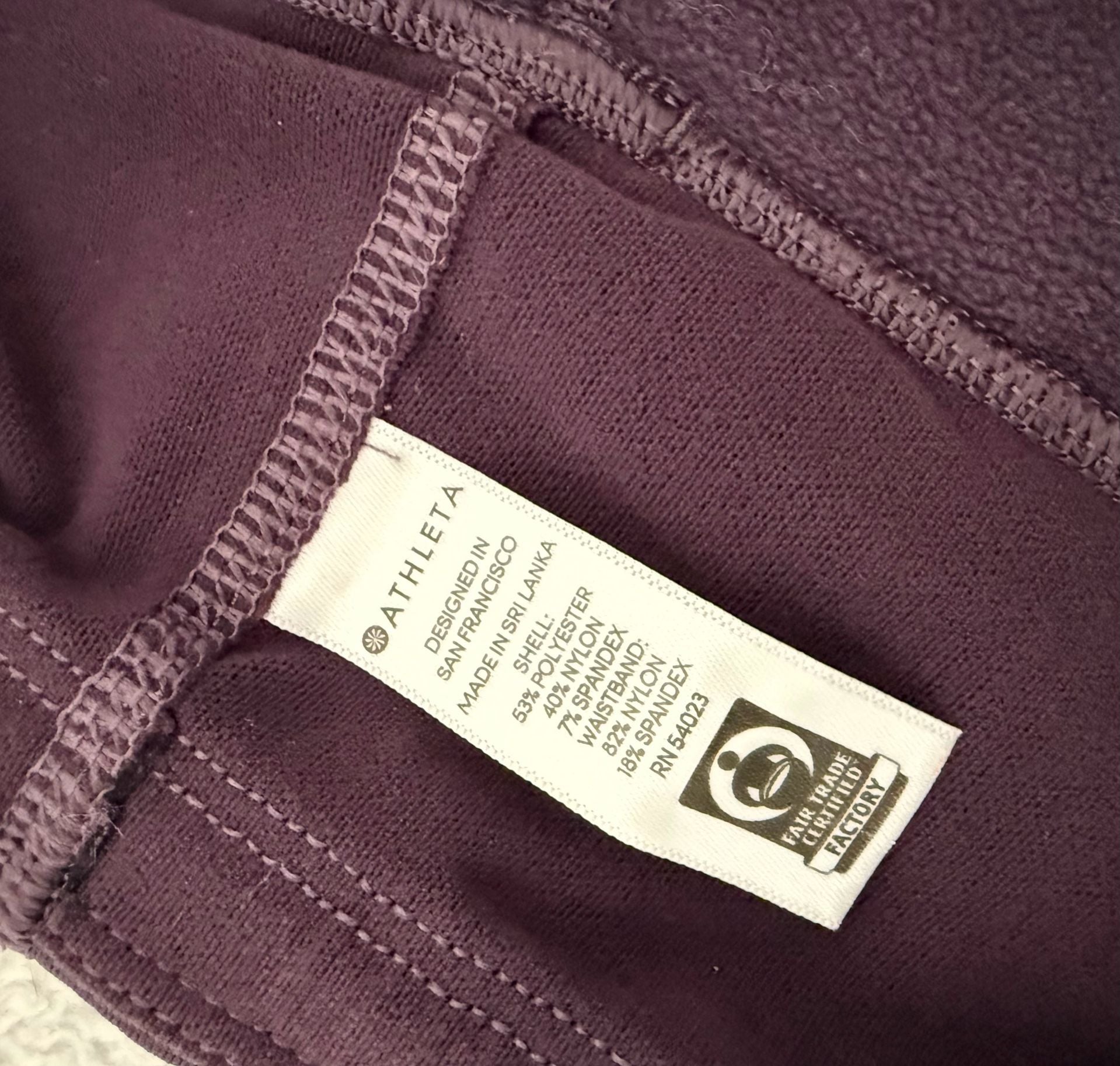 Athleta Accelerate 7/8 Leggings in Deep Purple size S 4