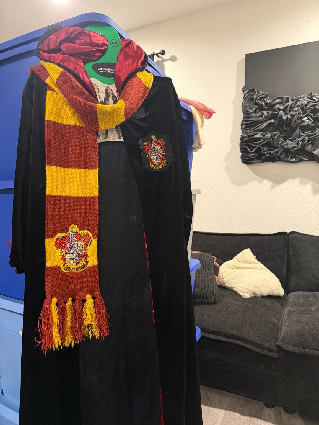 Harry Potter Gryffindor Robe And Scarf Set Large 10-12 1