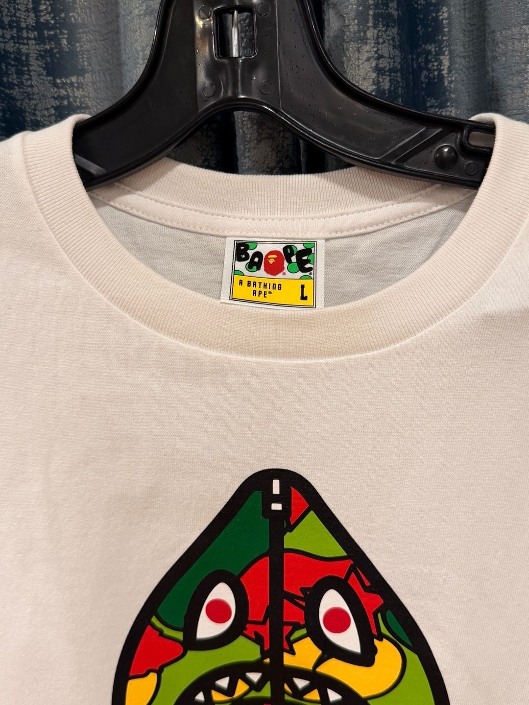 A Bathing Ape Baby Milo Shark Graphic T-Shirt Size L White 4