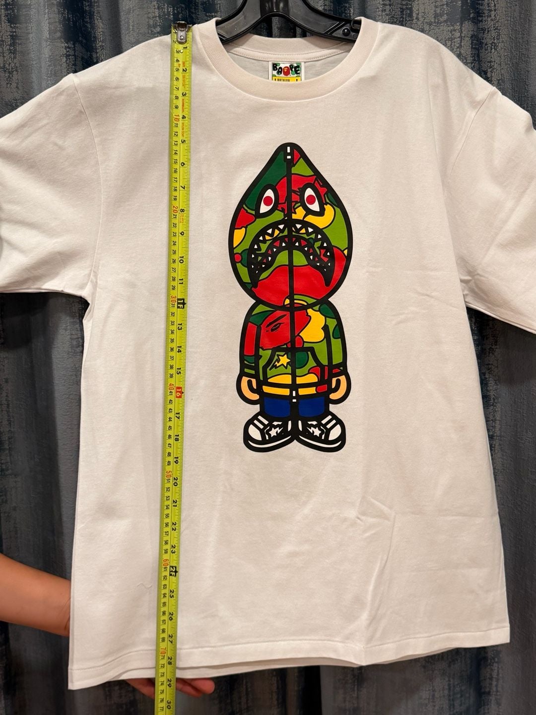 A Bathing Ape Baby Milo Shark Graphic T-Shirt Size L White 7