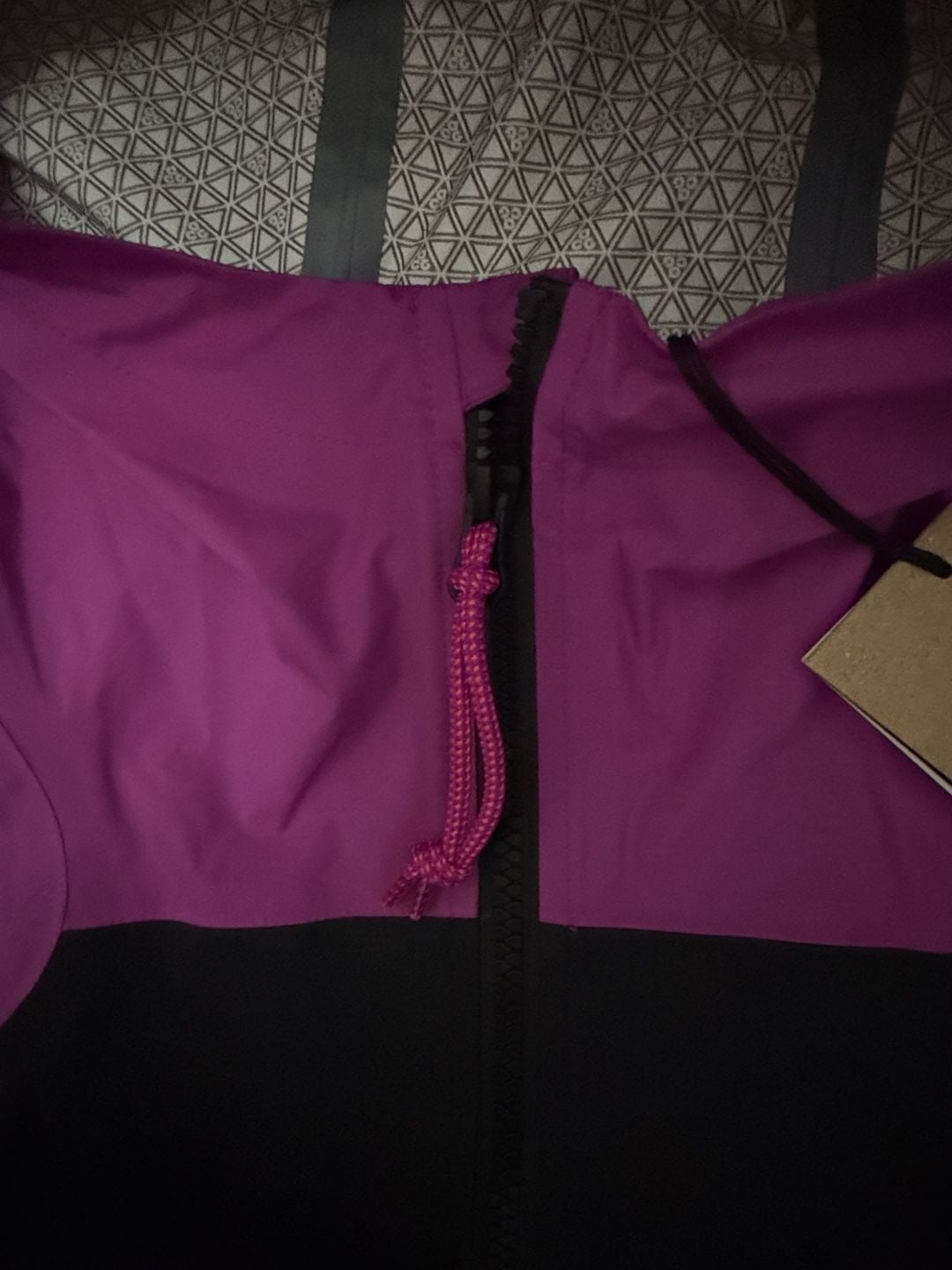 Nike ACG Storm-FIT ADV Jacket Size Small Men’s will fit Women’s Medium. 7