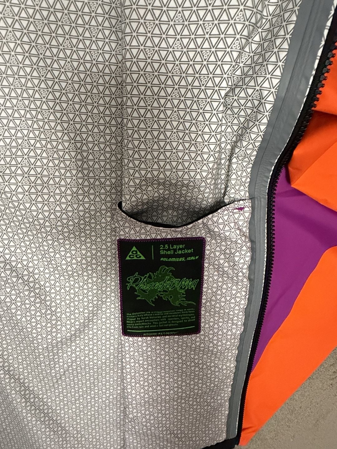 Nike ACG Storm-FIT ADV Jacket Size Small Men’s will fit Women’s Medium. 13