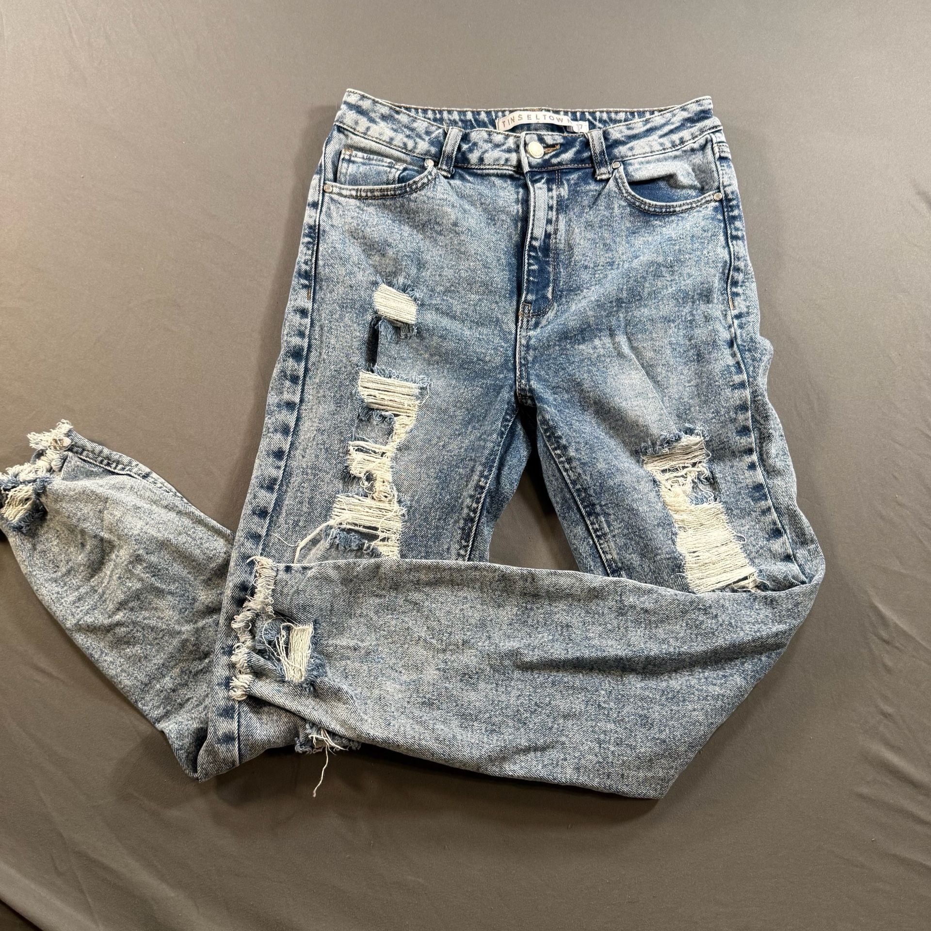 Tinseltown Women's Size 7 Acid Wash Distressed Ripped Jeans Y2K Grunge
1