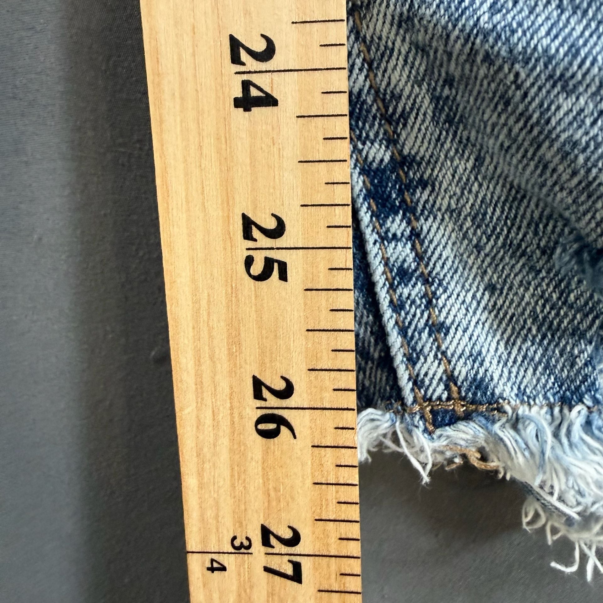 Tinseltown Women's Size 7 Acid Wash Distressed Ripped Jeans Y2K Grunge
5