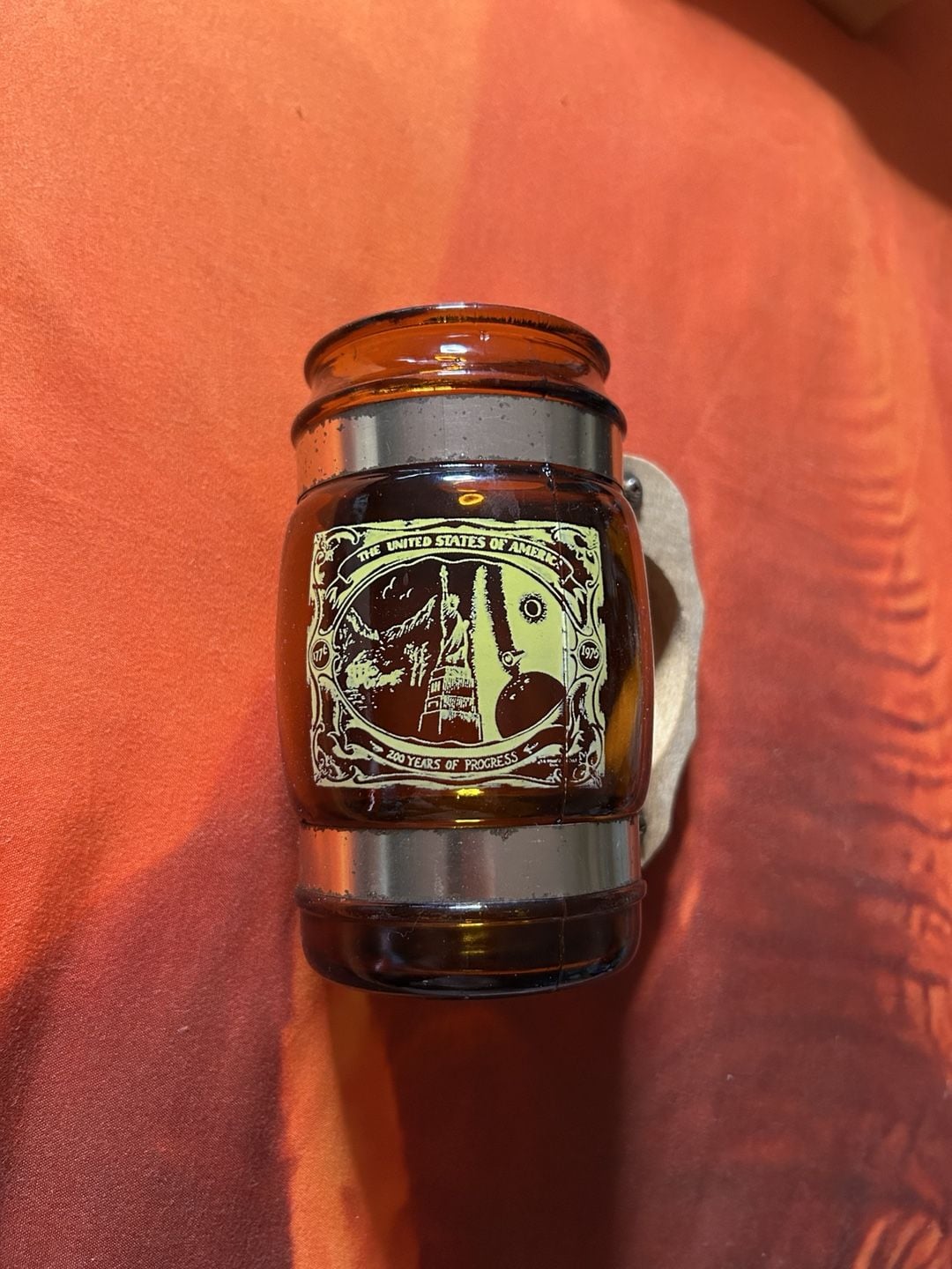 Vintage Bicentennial 1776-1976 Amber Glass Wooden Handle Beer Mug Stein 1