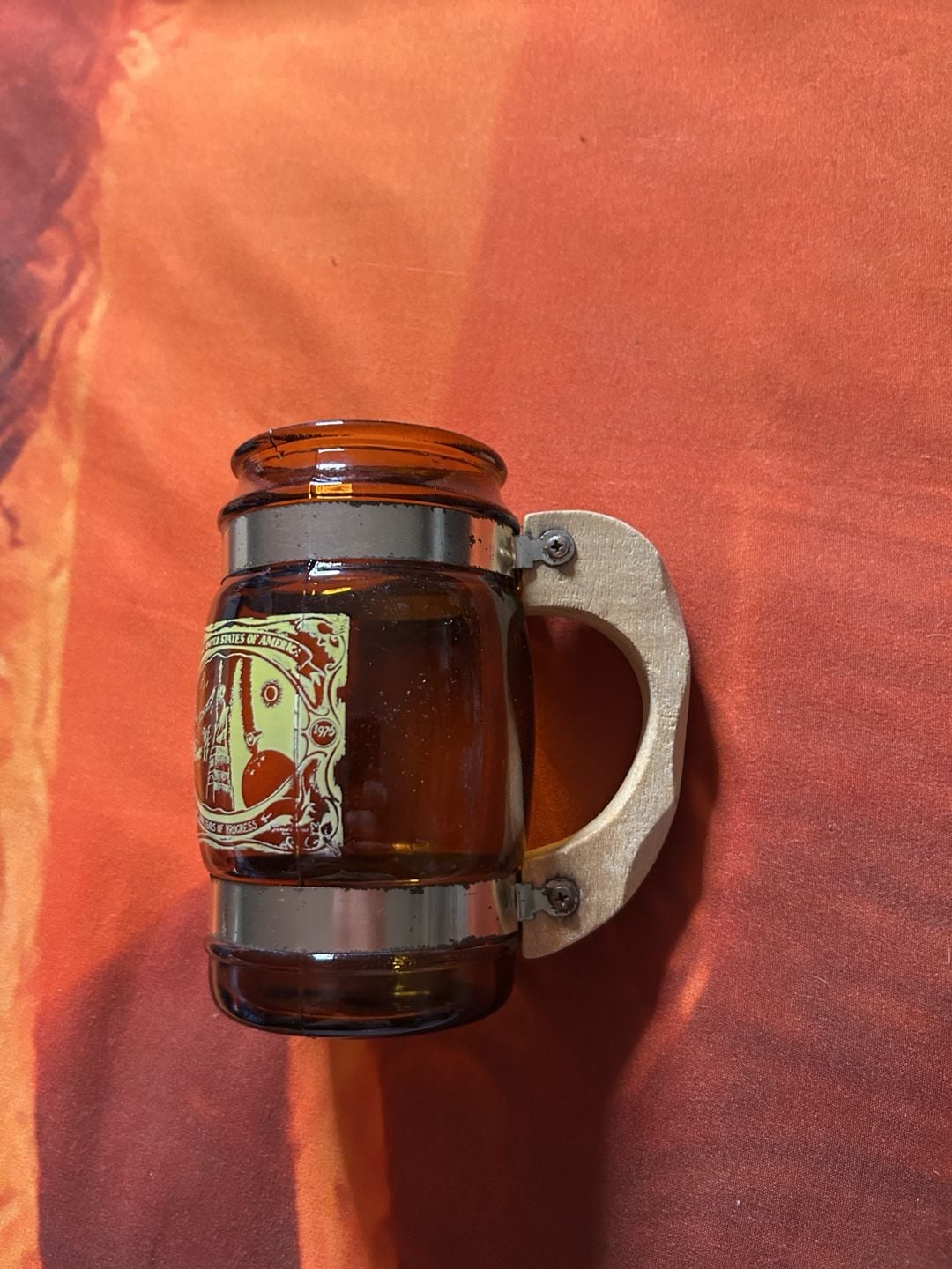 Vintage Bicentennial 1776-1976 Amber Glass Wooden Handle Beer Mug Stein 2