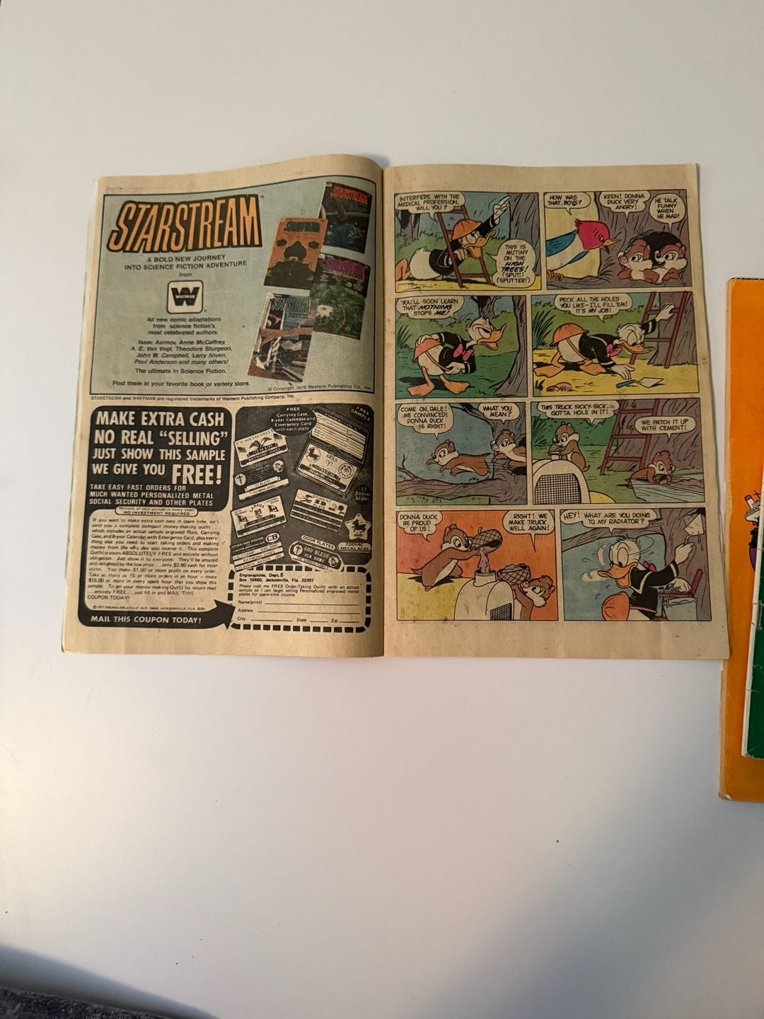 Walt Disney Comic Books Lot of 3 8