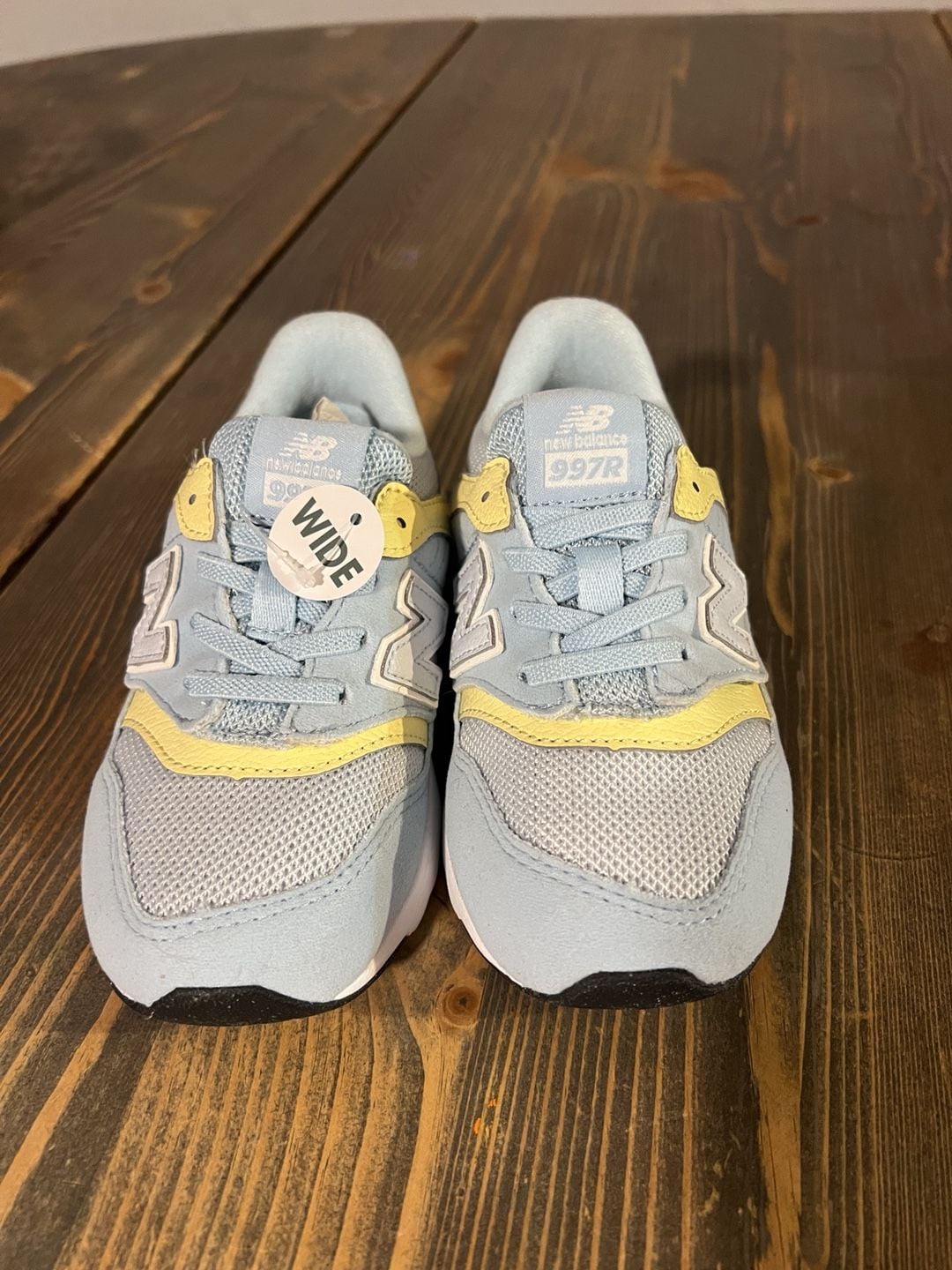 New Balance 997R Toddler Size 8 Wide Light Blue Yellow Sneakers 2