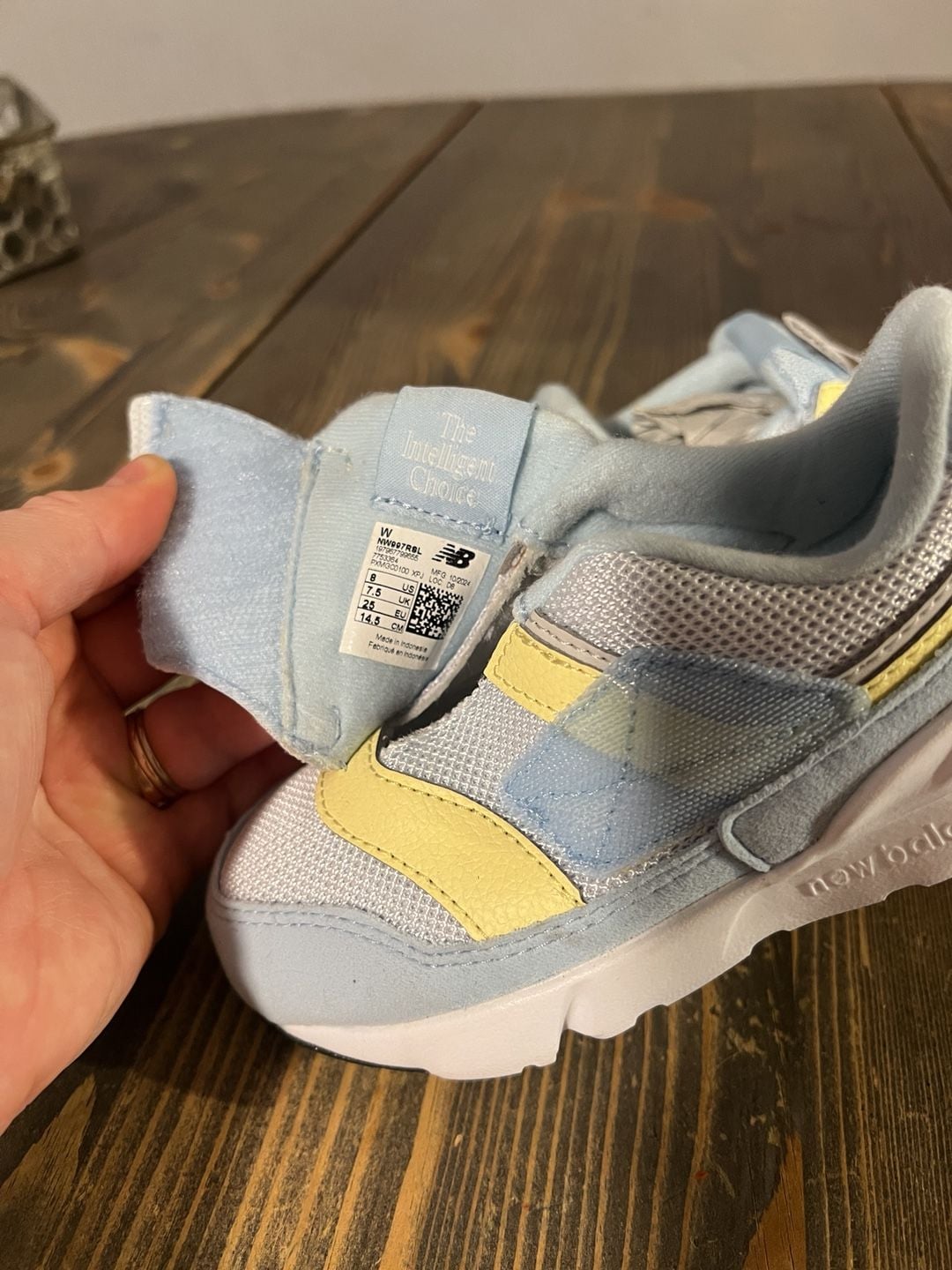 New Balance 997R Toddler Size 8 Wide Light Blue Yellow Sneakers 5