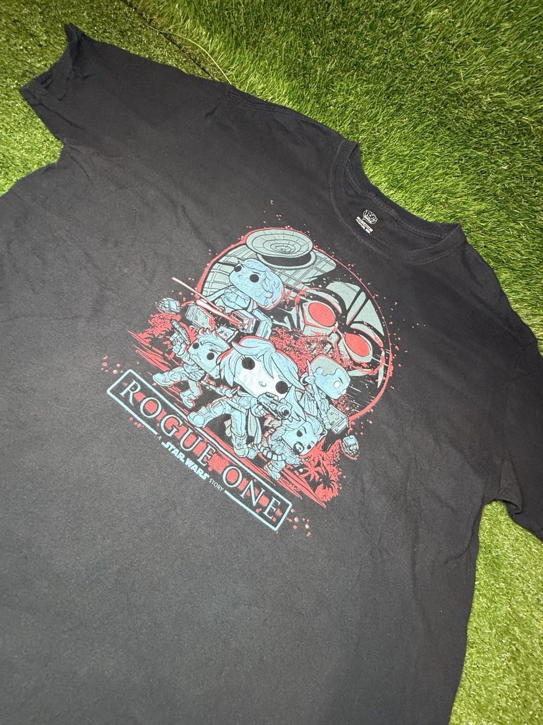 Funko POP Smugglers Exclusive ROGUE ONE Star Wars Black T-Shirt ... 2