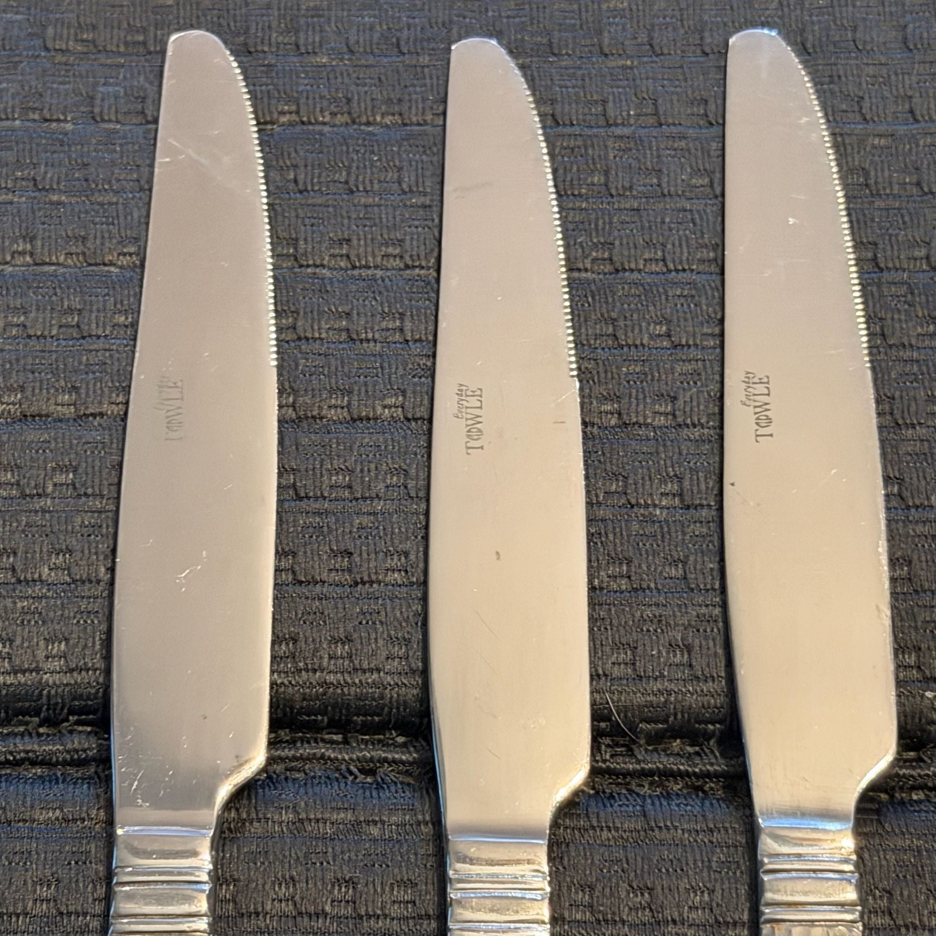 Towle Everyday Logan Hammered Stainless Dinner Knives Set of 4 4