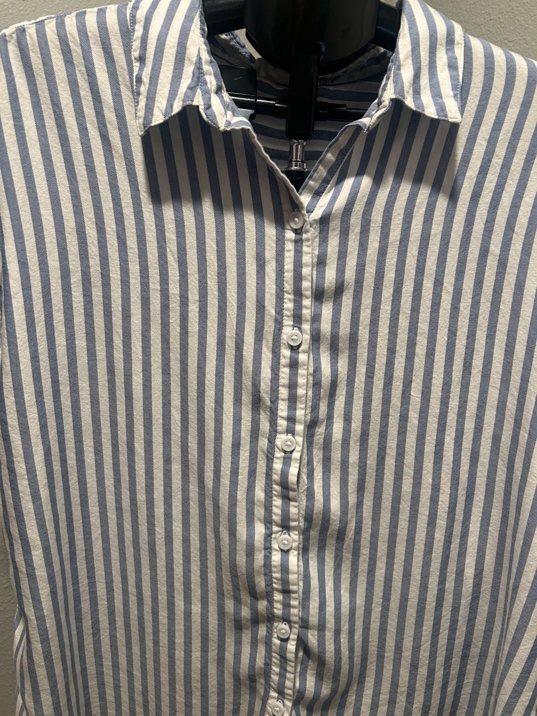 Beachlunchlounge Button-Up Shirt Size L Blue White Stripe Short Sleeve 3