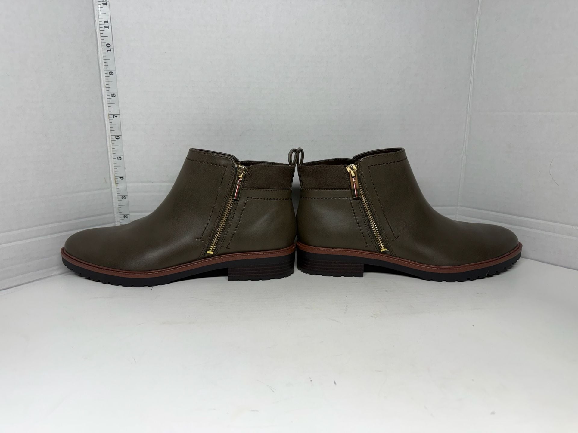 Tommy Hilfiger Fawn2 Bootie Size 9M Dark Green 5