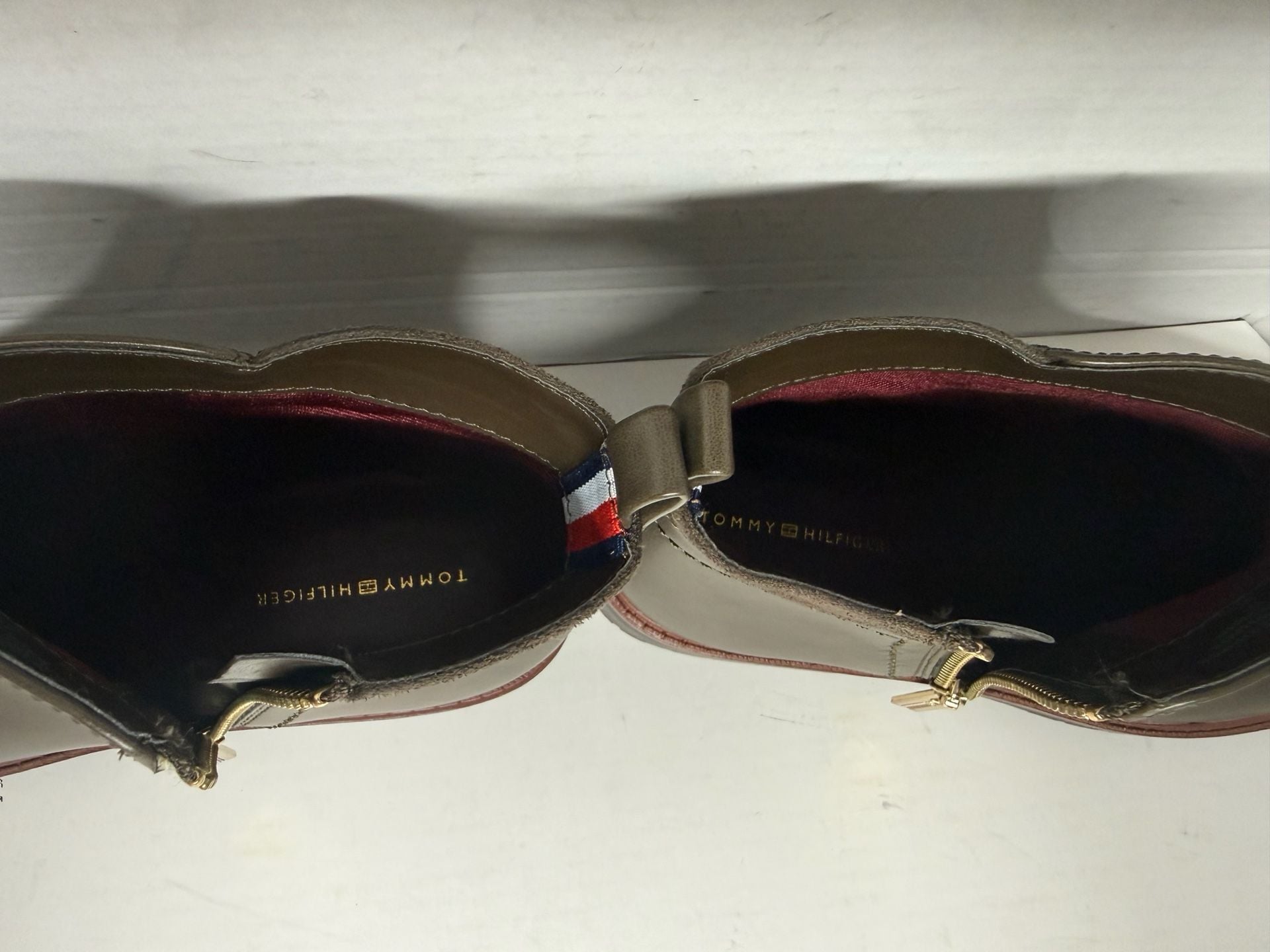 Tommy Hilfiger Fawn2 Bootie Size 9M Dark Green 8