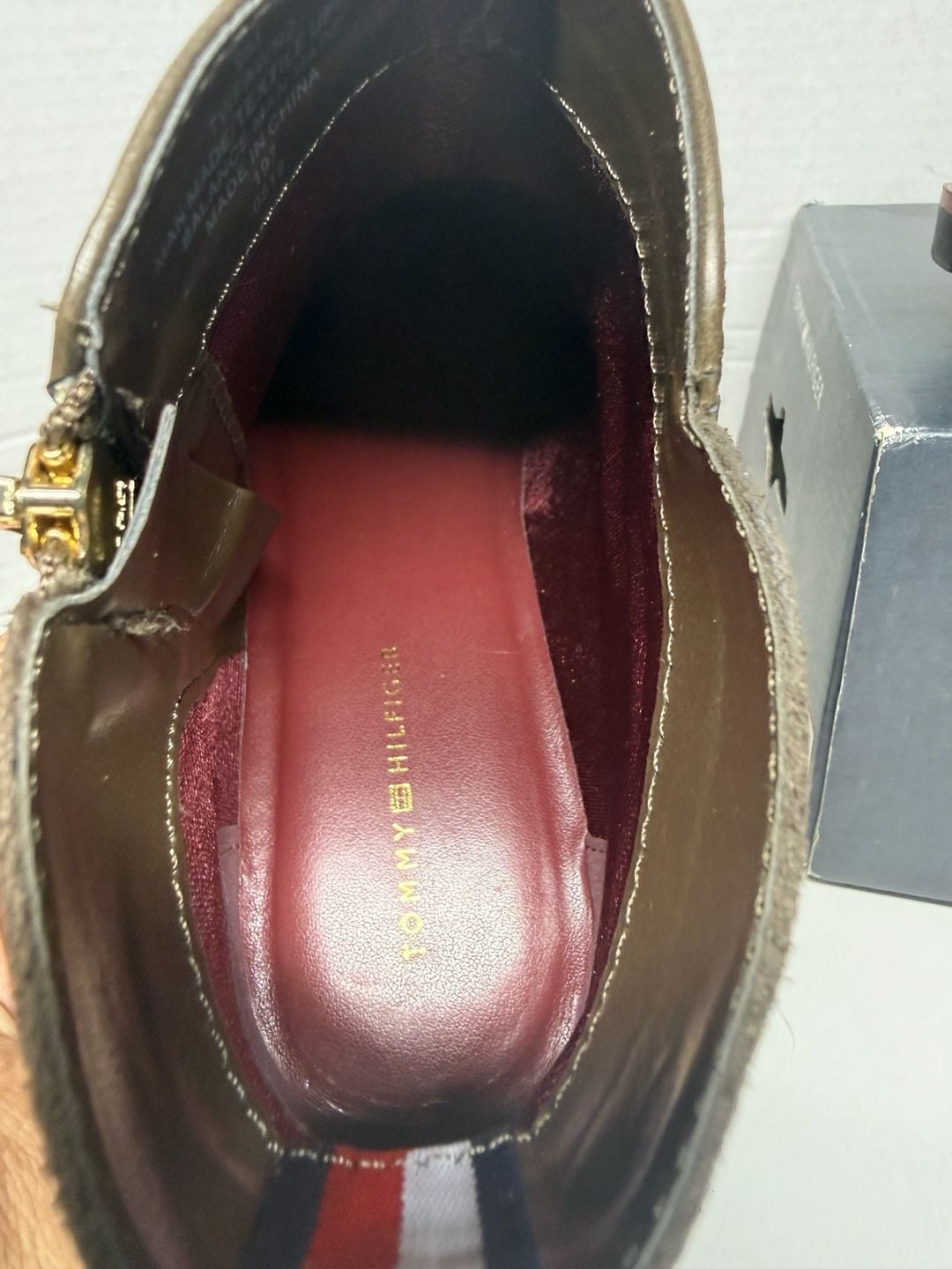Tommy Hilfiger Fawn2 Bootie Size 9M Dark Green 11