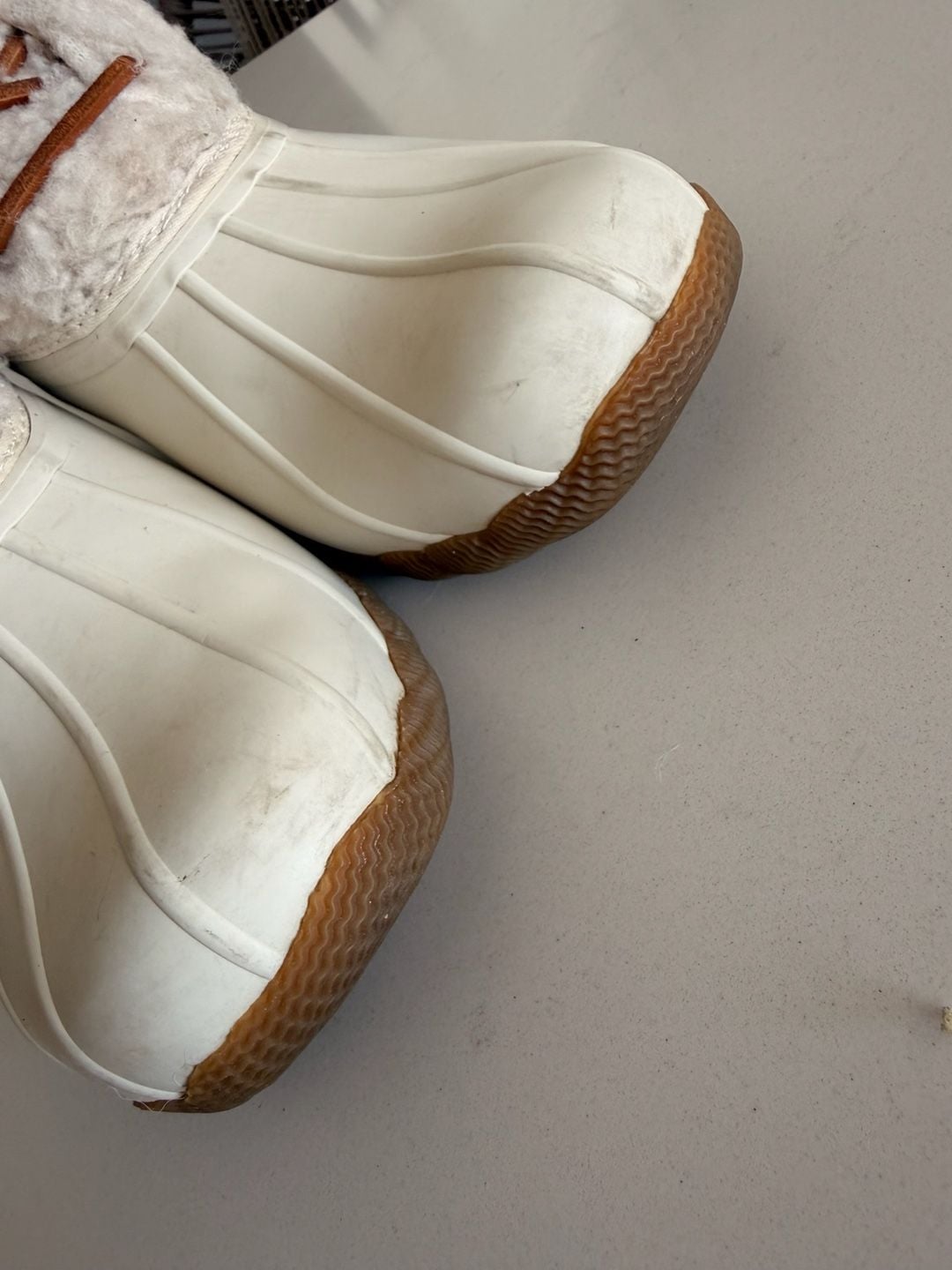 Sperry Saltwater Duck Boots Size 7M Ivory Sherpa 11