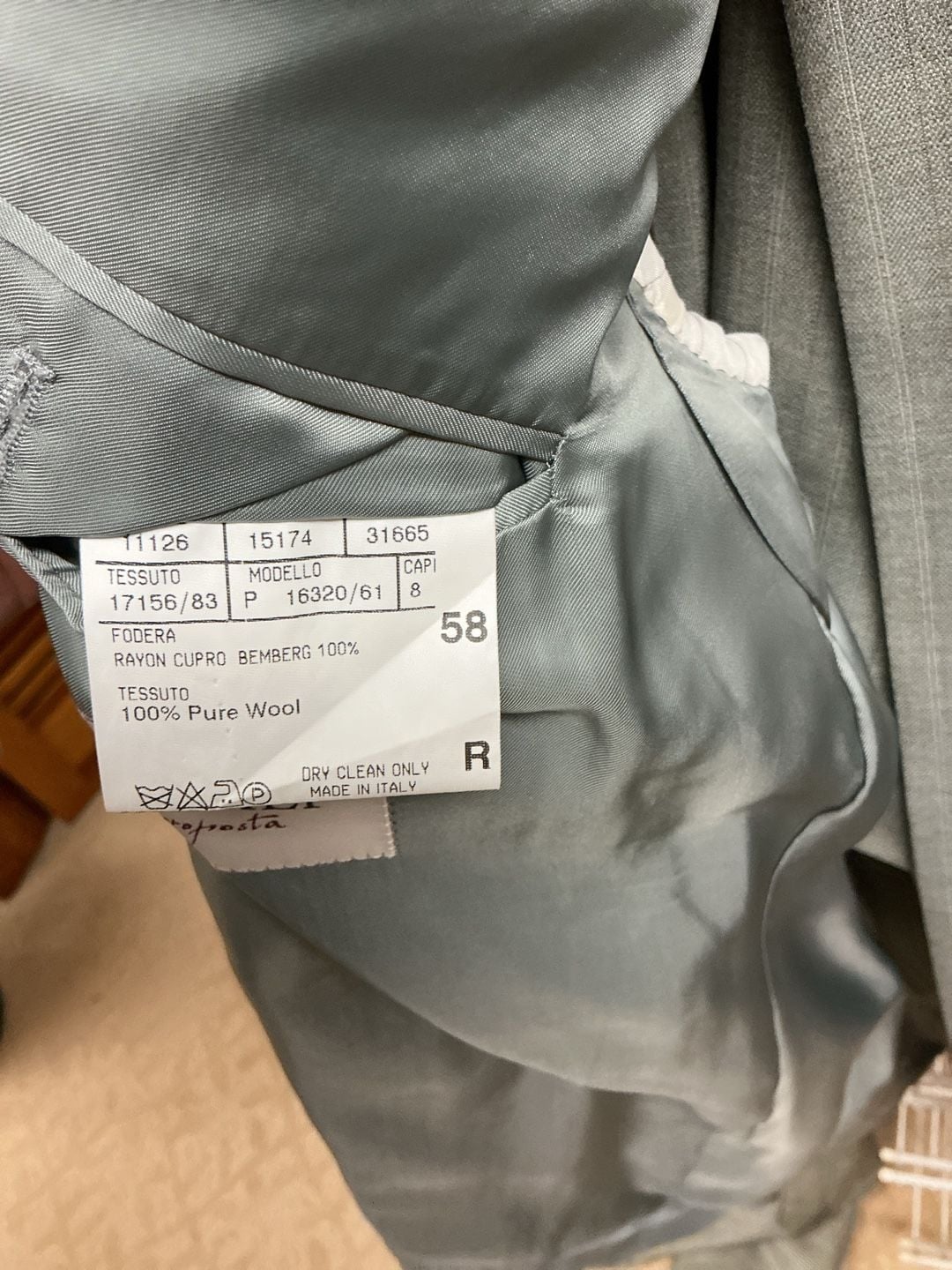 Canali Proposta Suit Size 58R Gray Pinstripe Wool Super 120s 4