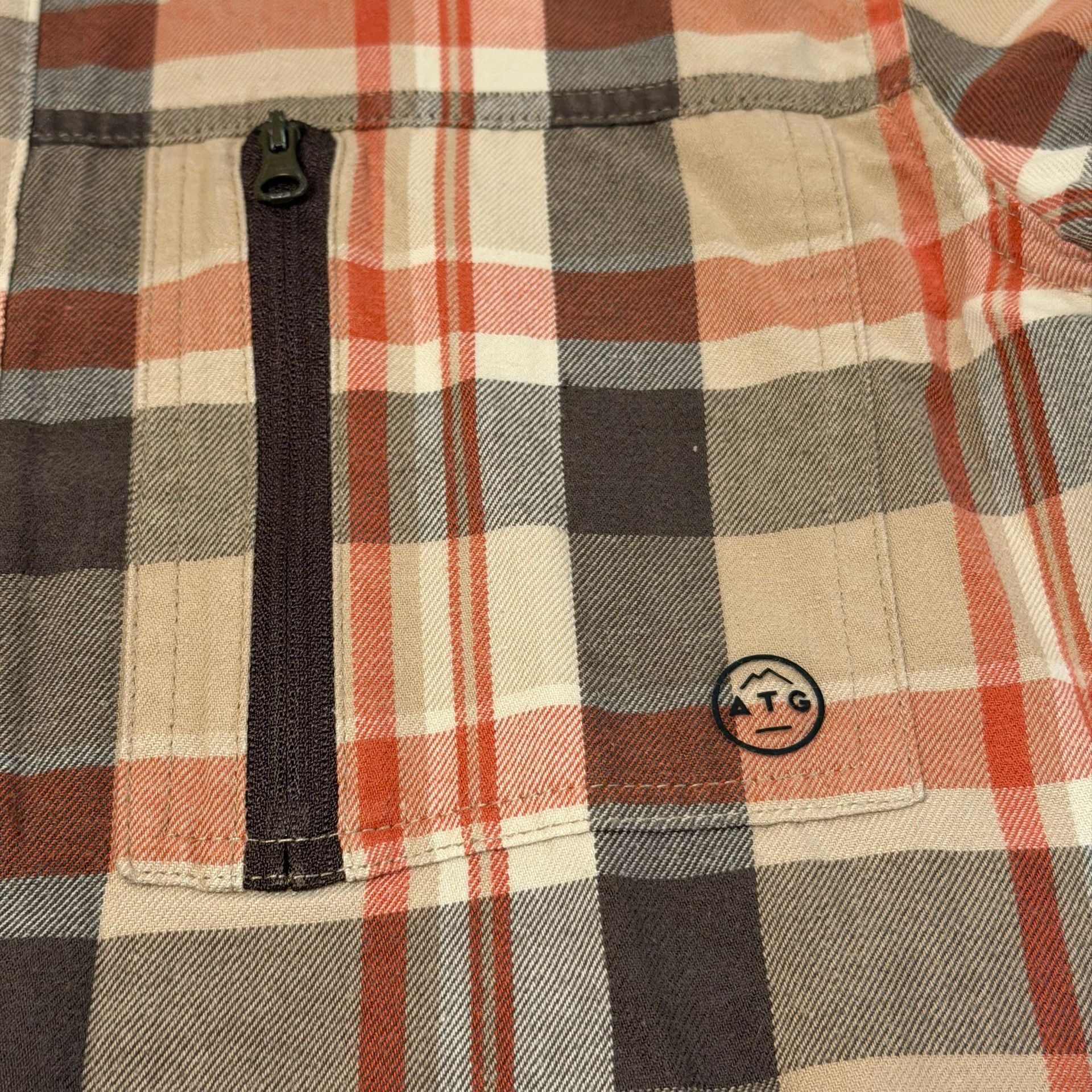 Wrangler ATG Plaid Long Sleeve Button-Up Shirt Sz Small 8