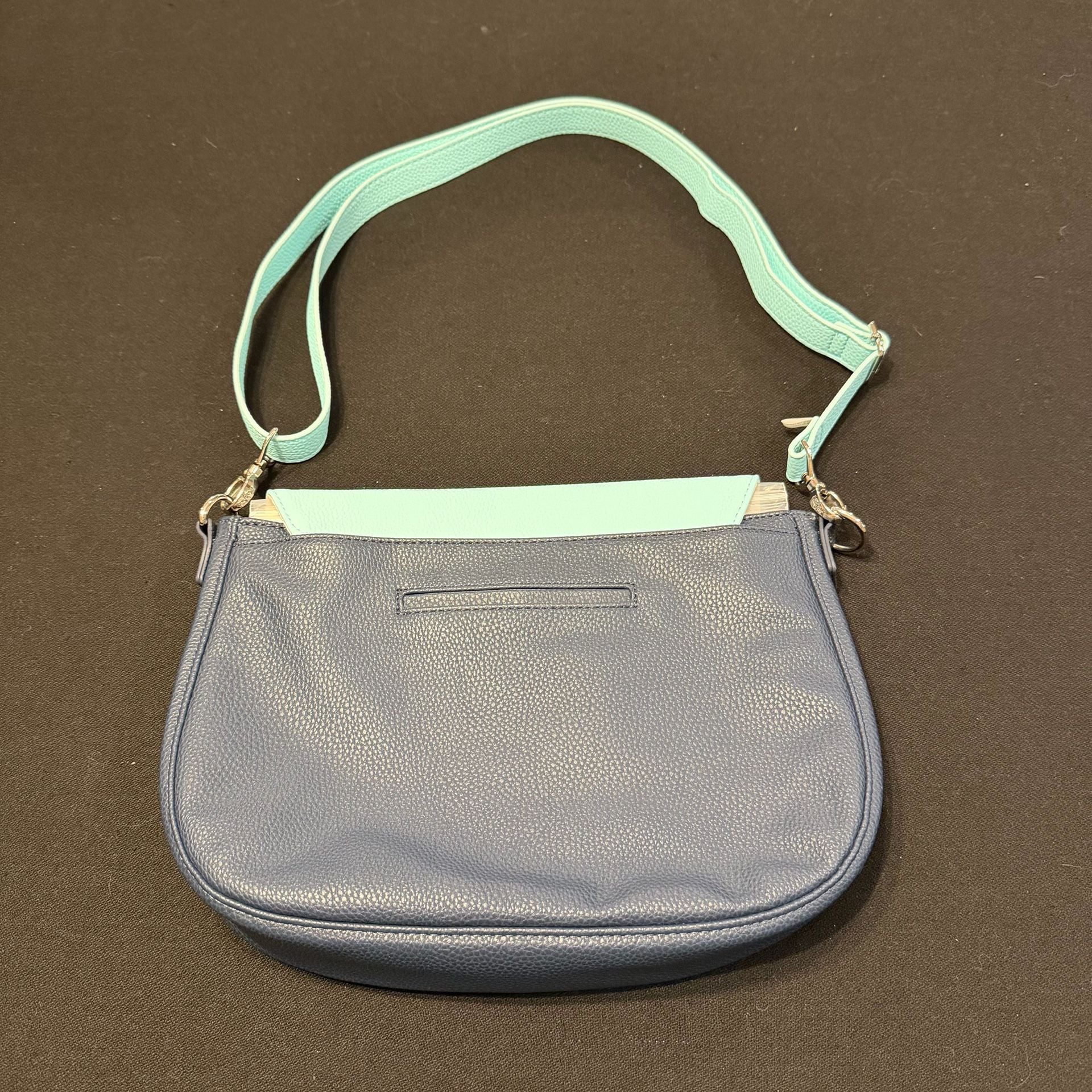 Thirty-One Studio Crossbody Purse Flap Rabat Navy Blue And Aqua 2
