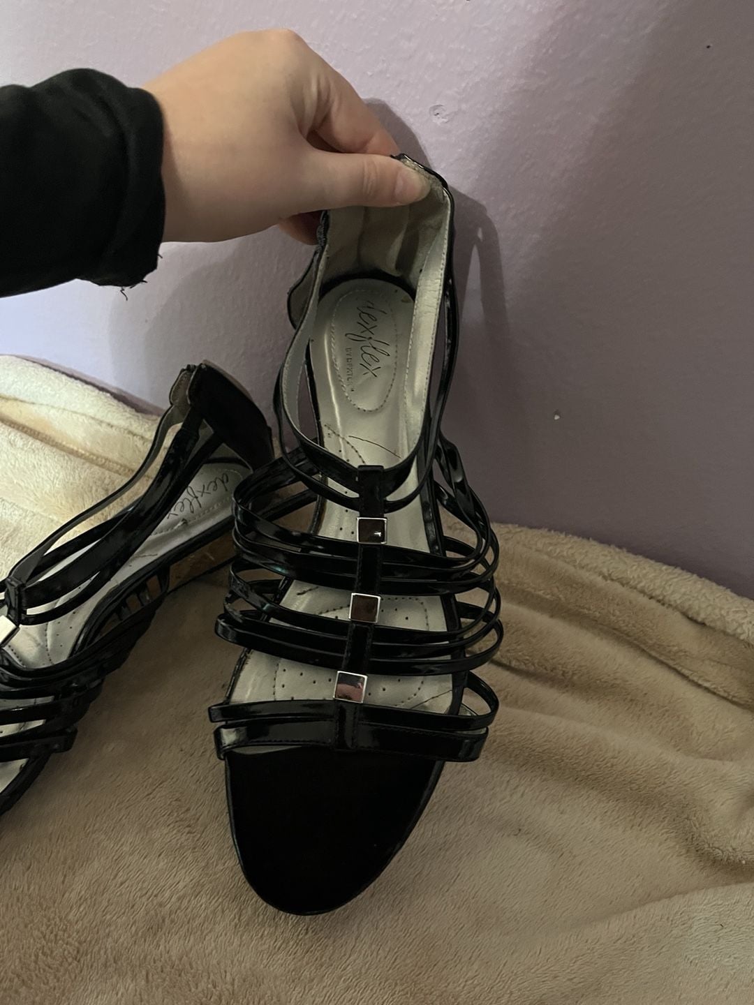 dexflex comfort Sandals Size 12 Black Patent Strappy Wedge 4