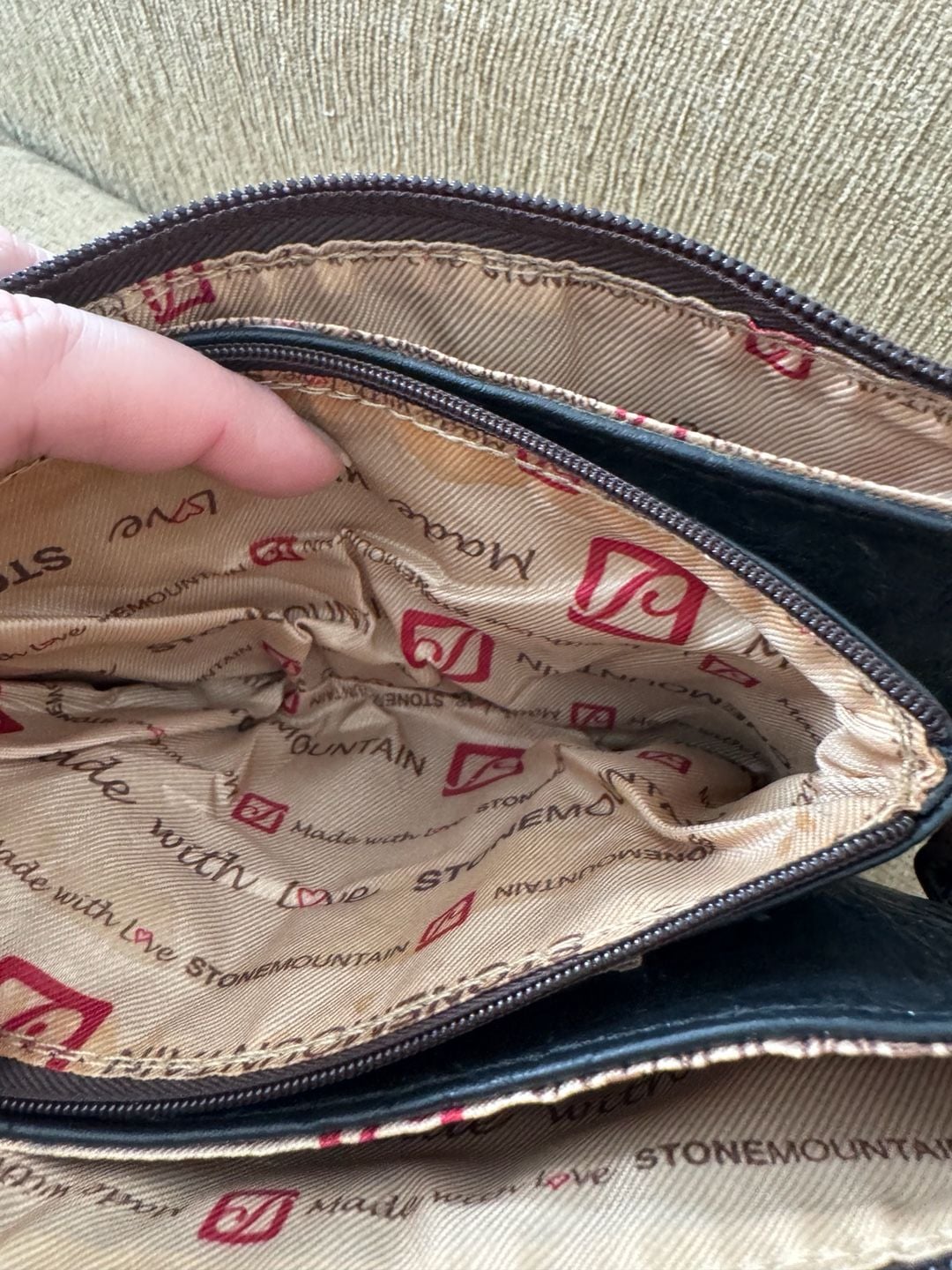 Stone Mountain Black And Brown Wristlet Clutch Wallet 7