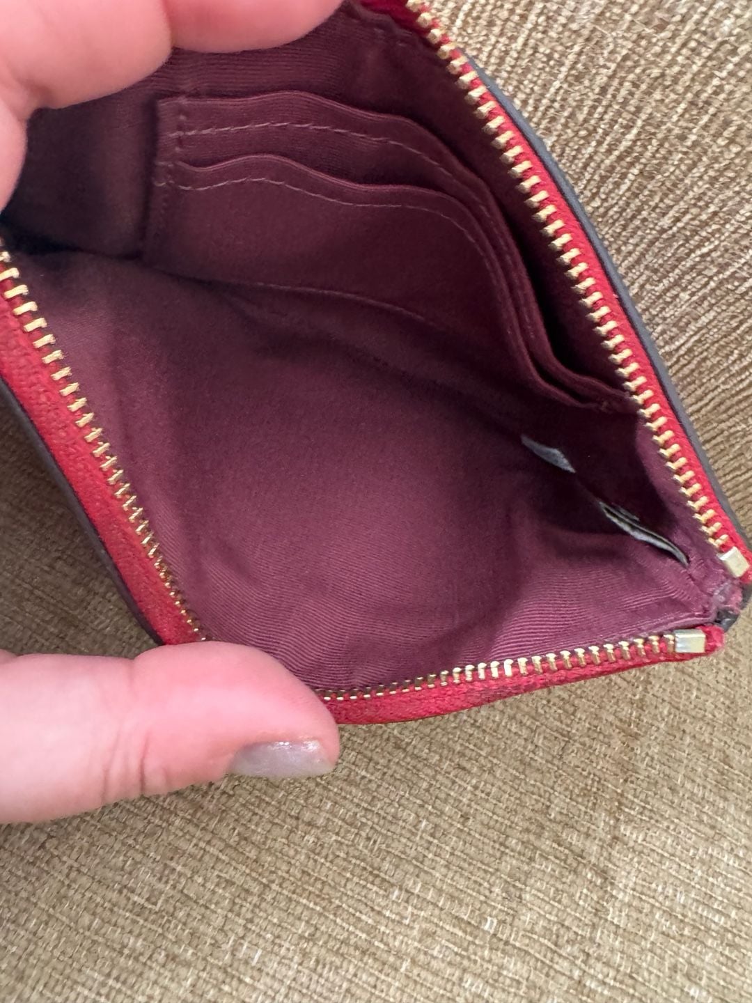 Authentic Coach Corner Zip Leather Wristlet 9
