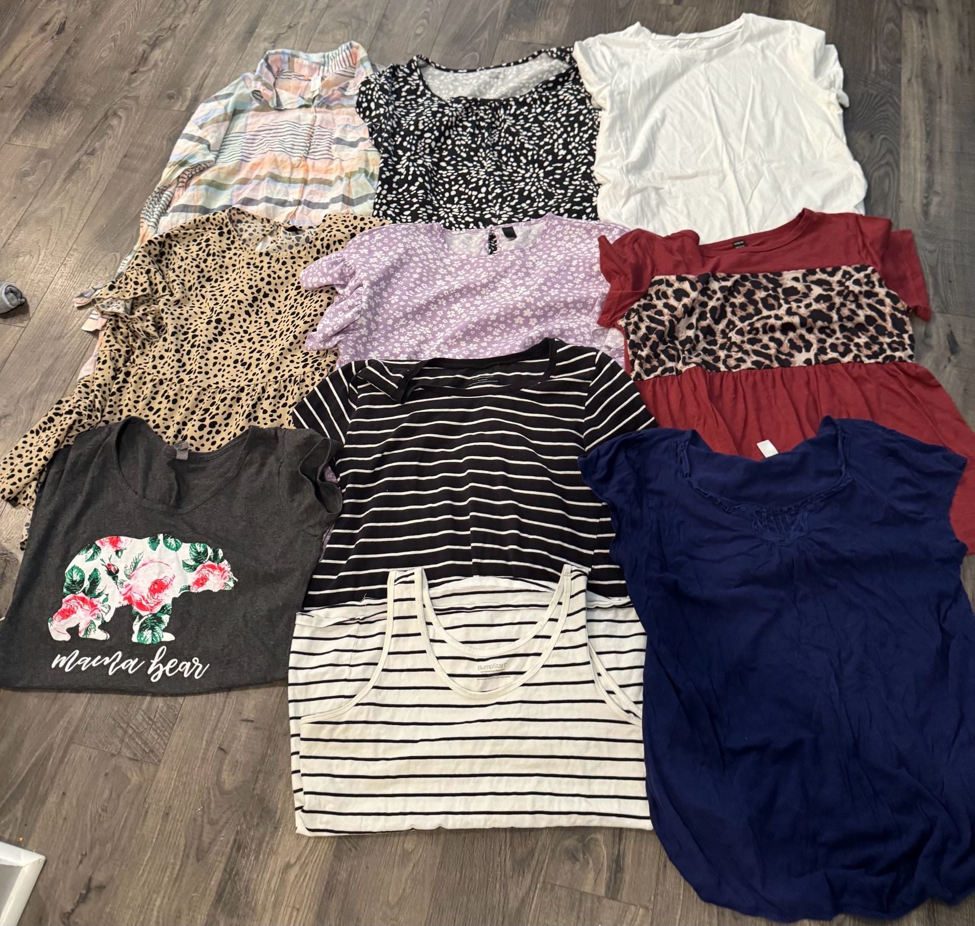 Lot of 10 Womens Assorted Maternity Tops Size XL 1