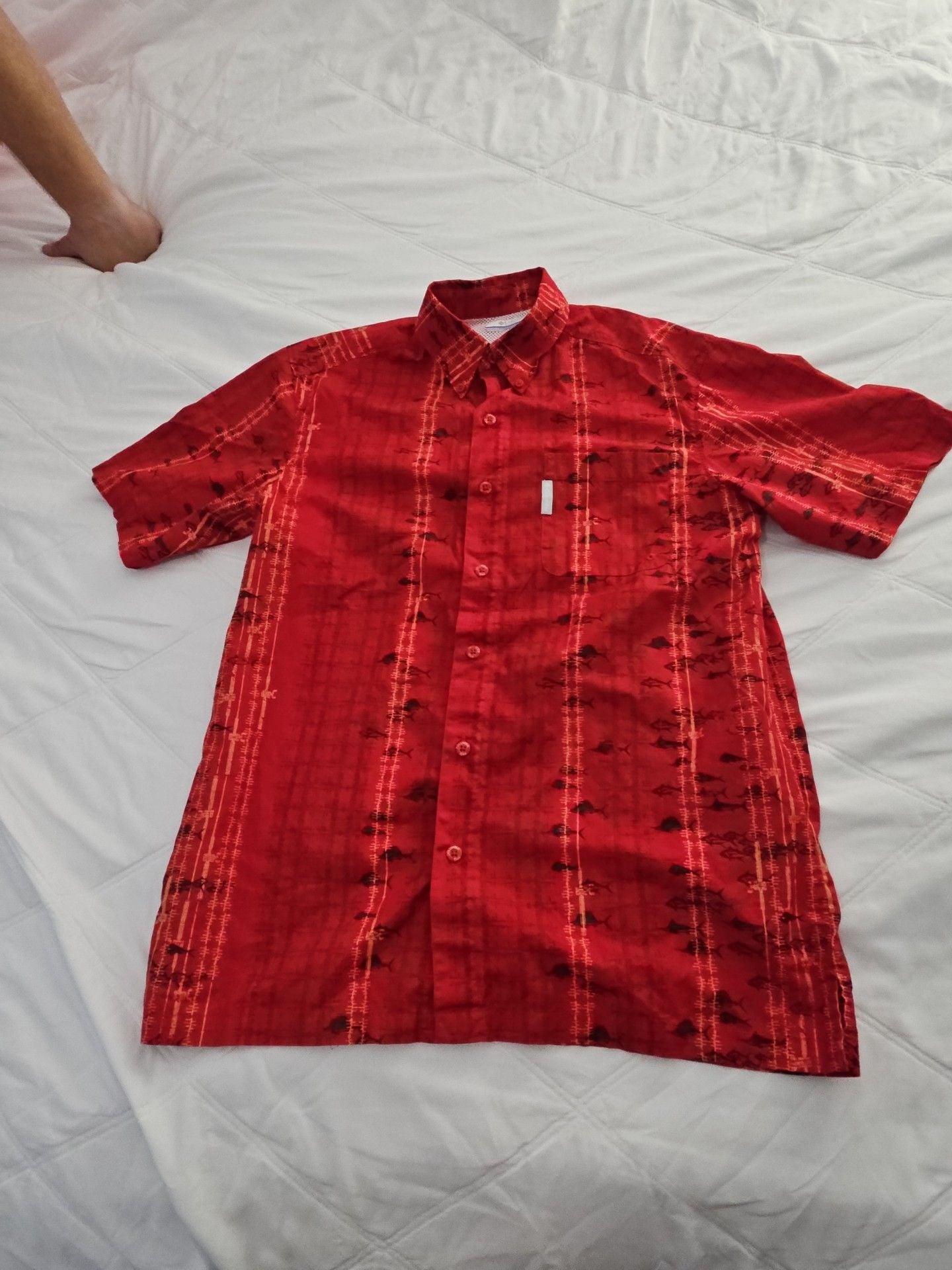 Columbia PFG Fishing Shirt Size S Red Short Sleeve Fish Print 2
