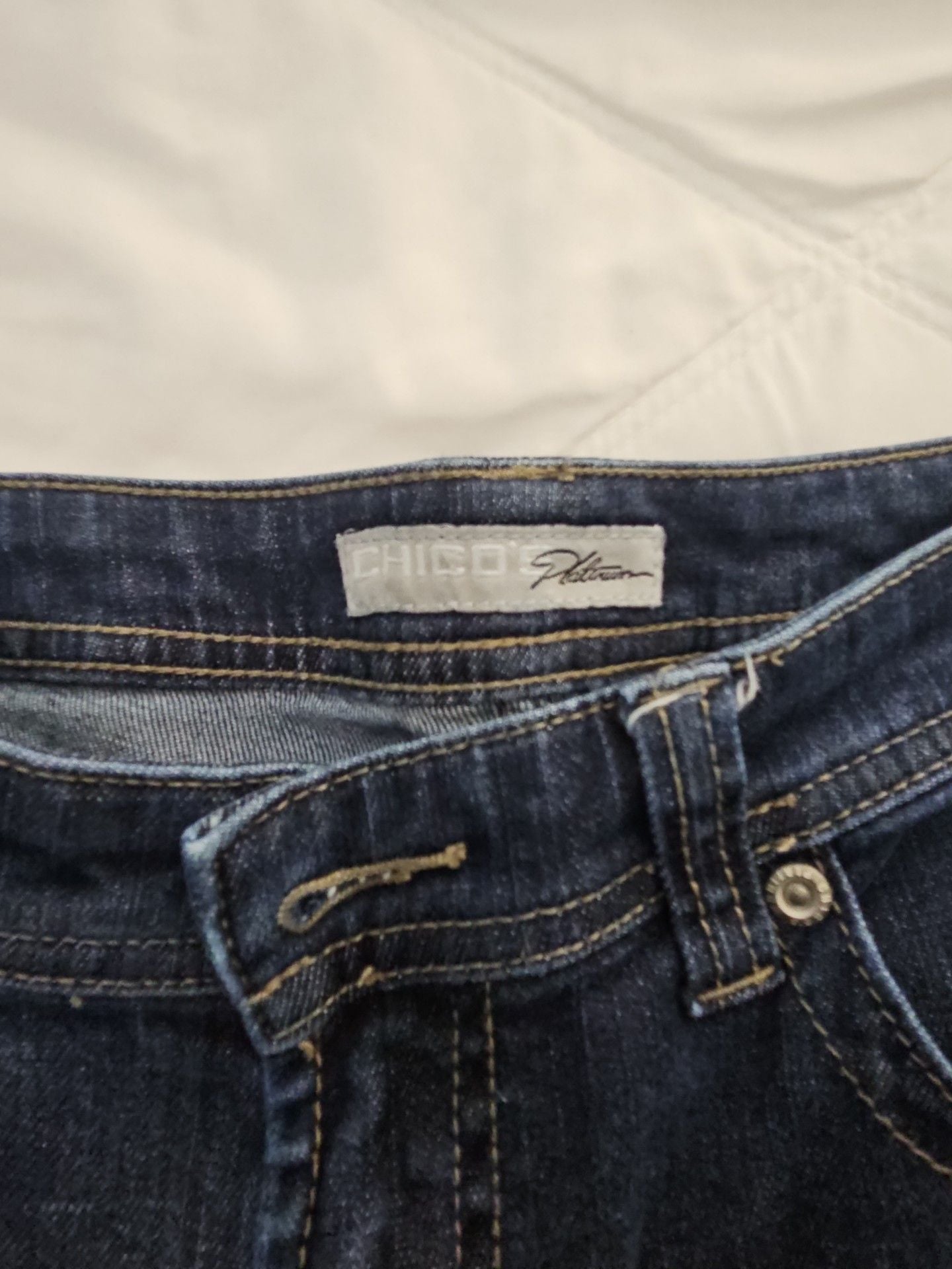 Chico's Platinum Jeans Size 1 Rhinestone Pocket Dark Wash Denim 3