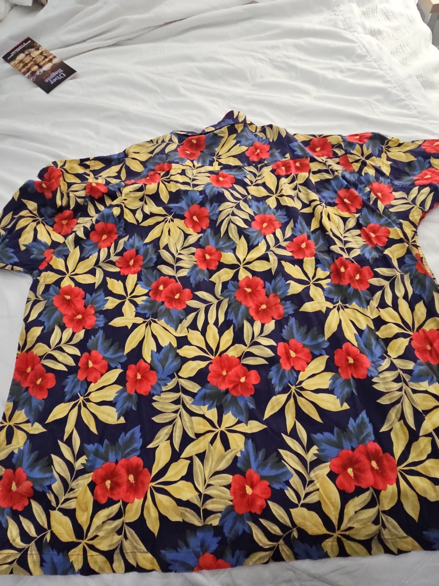 Cutter & Buck Floral Hawaiian Shirt Size 3XB Blue Red Yellow 4