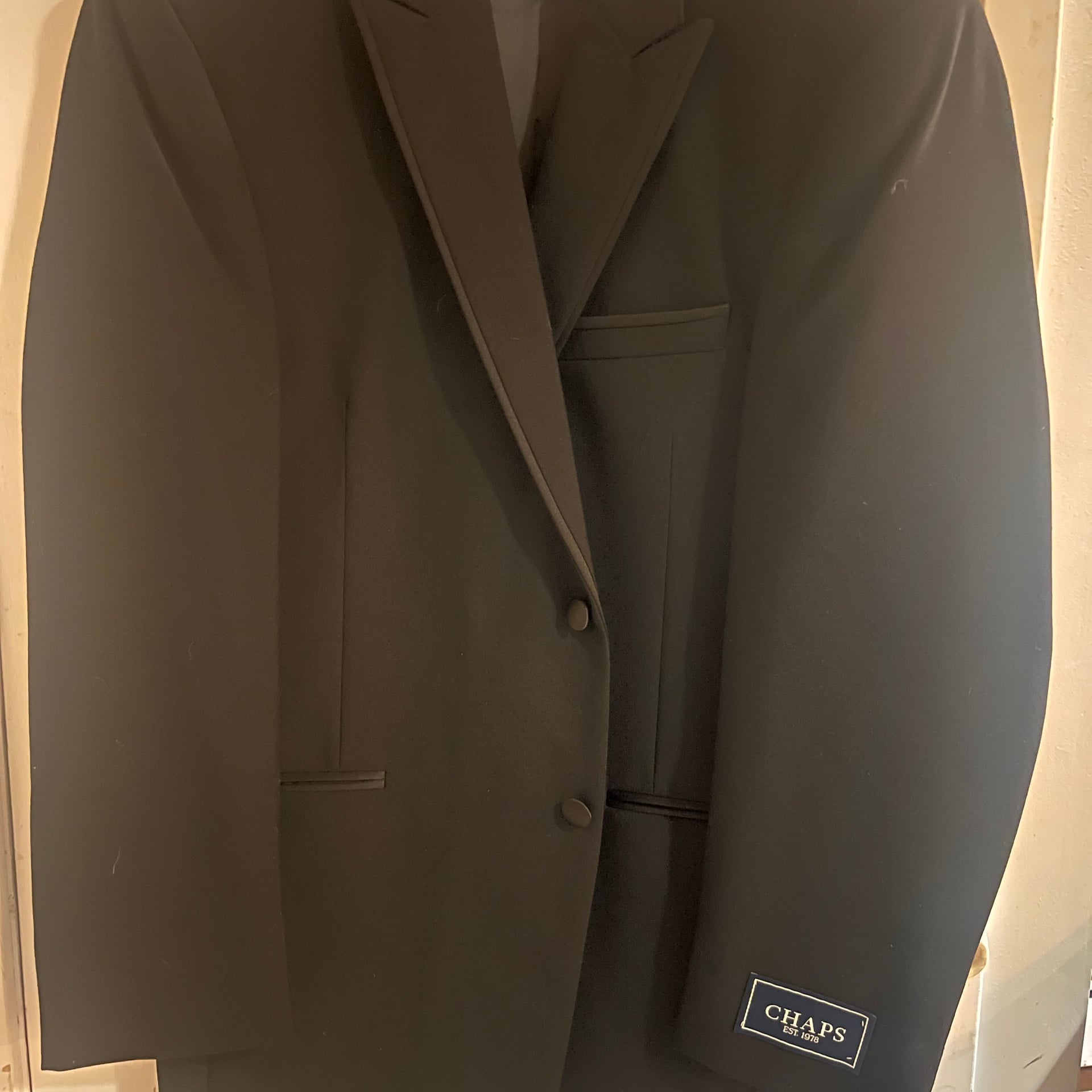 Men's Classic Black Tuxedo Jacket 3