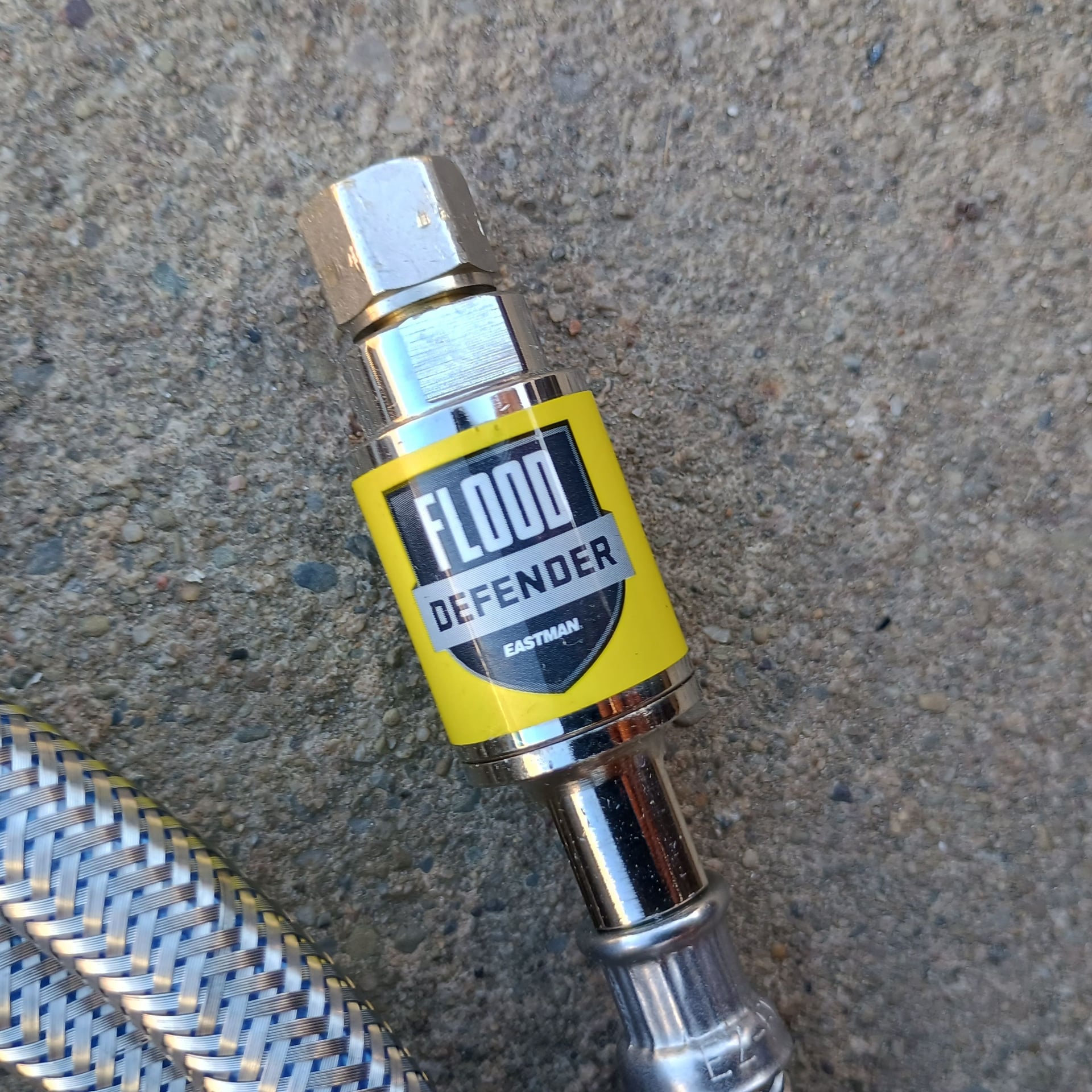 Eastman Flood Defender Washing Machine Hose Set - Picture 3 of 3