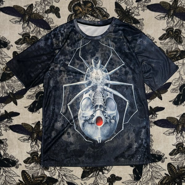 Goth Style Spider Skull Graphic-Tee. Kris Kuksi Design for Alyssa Sturgill's Novel 'Spider Pie' (2005)