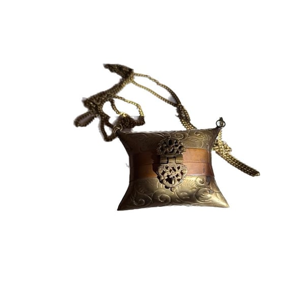 Itty Bitty Pillow Purse
