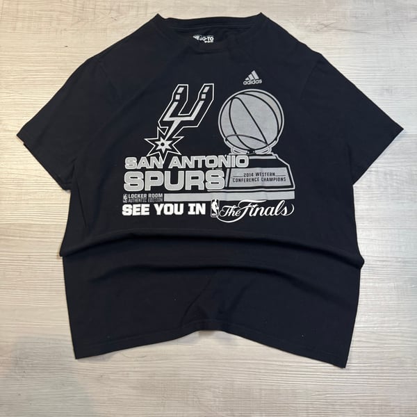 🔥Vintage 2014 San Antonio Spurs NBA Finals Tee – Adidas Locker Room Edition! 🔥