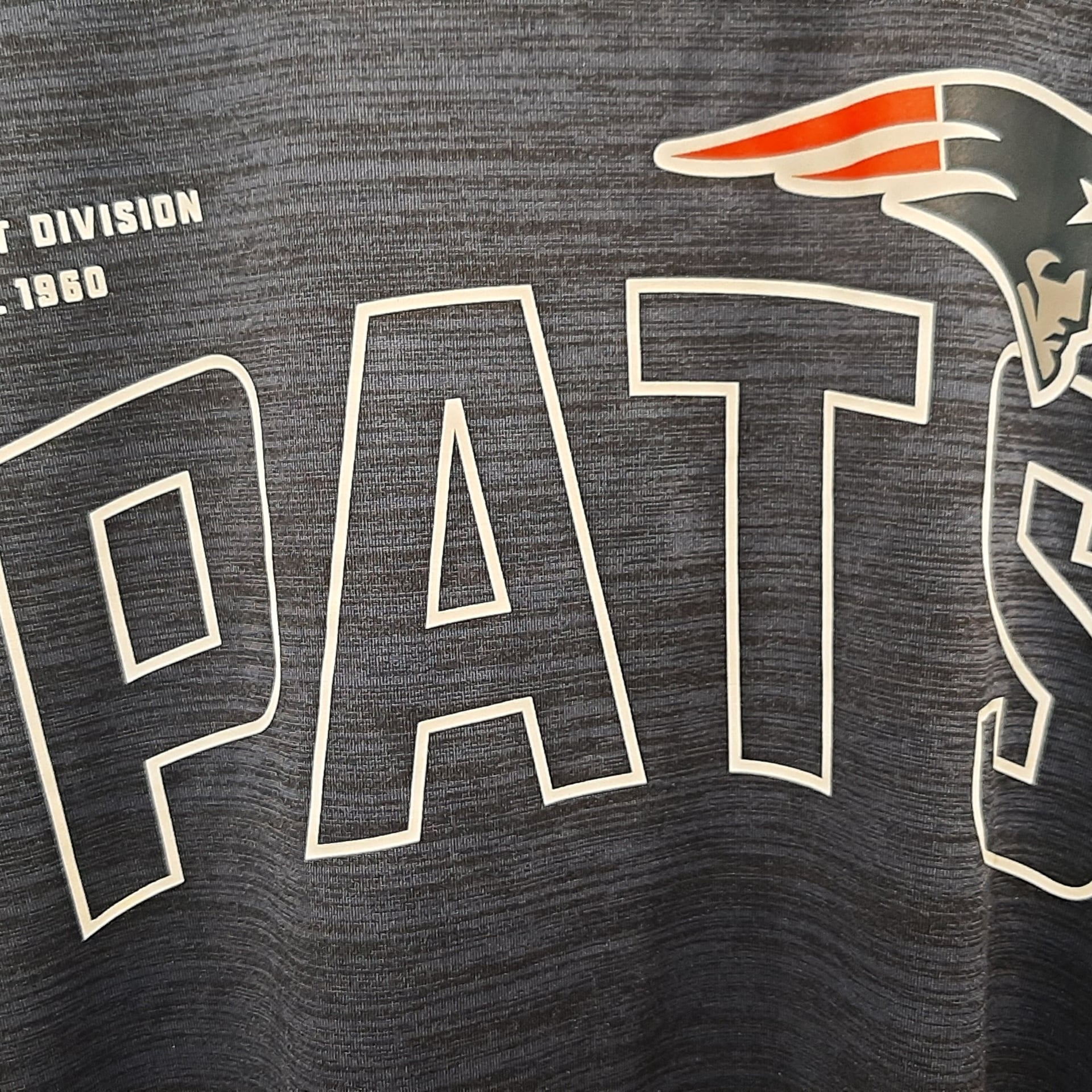 Nike Men's New England Patriots Football Velocity Arch T-Shirt Blue Size S 2