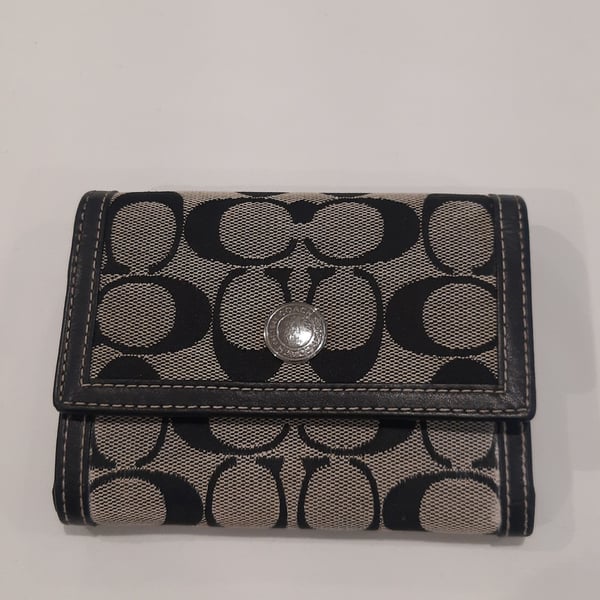 COACH Brown Signature Canvas Trifold Wallet Snap Closure Silver Hardware