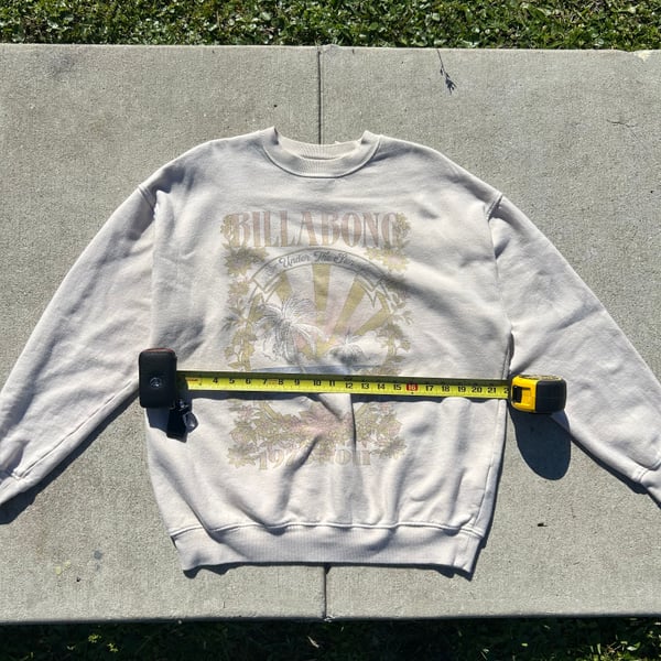 Billabong Vintage Style “Under The Sun” Crewneck Sweatshirt