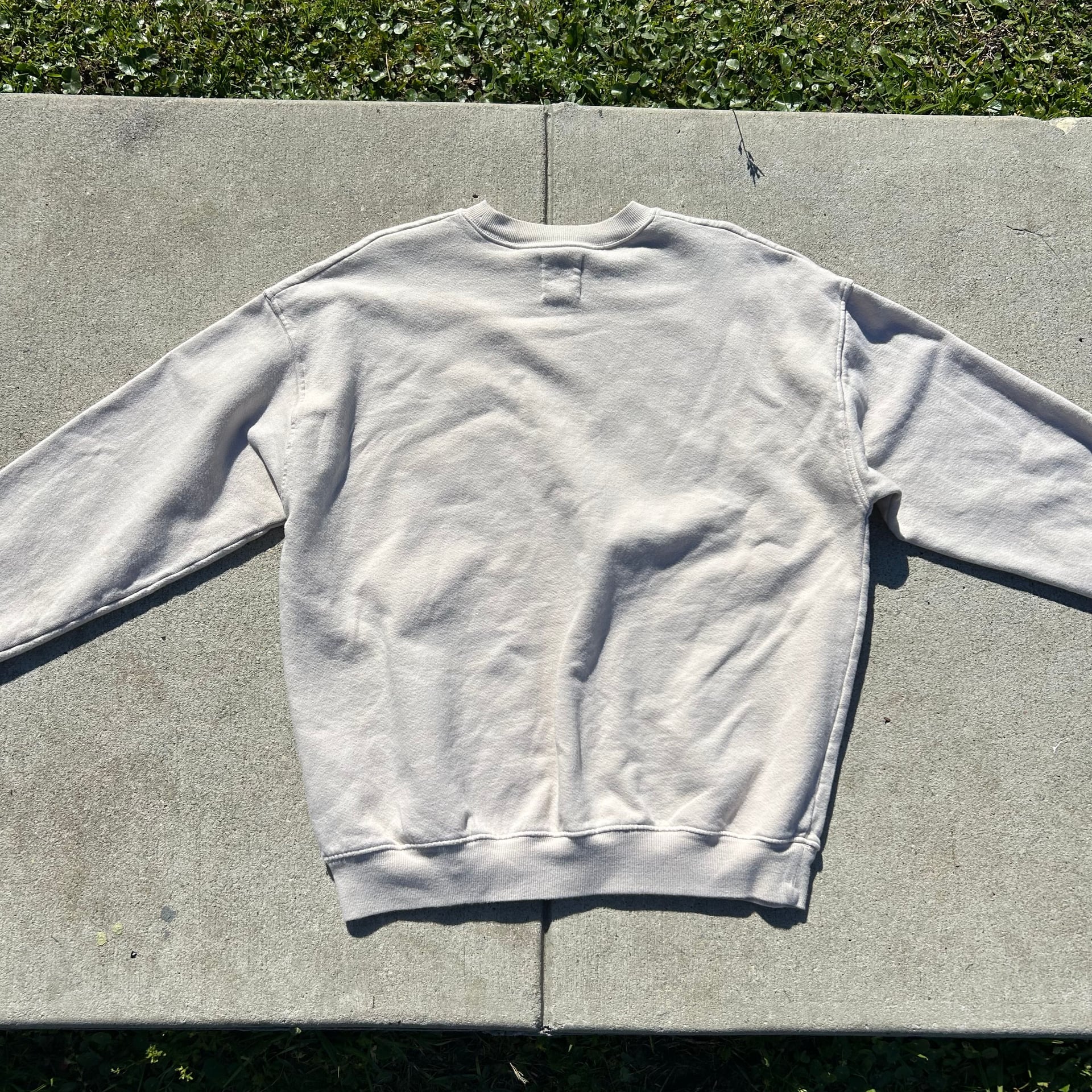 Billabong Vintage Style “Under The Sun” Crewneck Sweatshirt 4