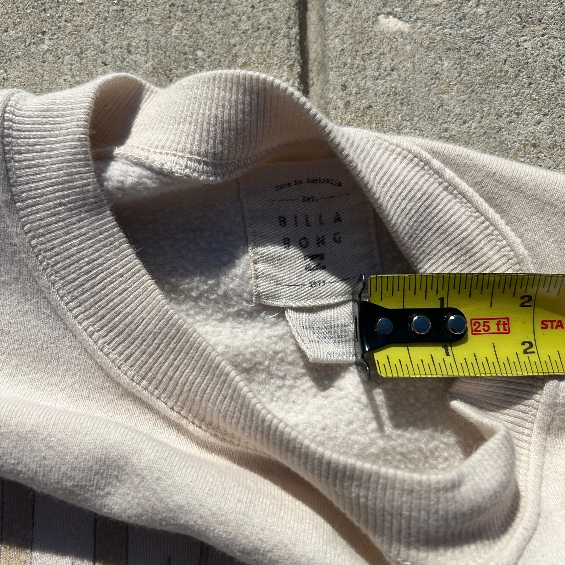 Billabong Vintage Style “Under The Sun” Crewneck Sweatshirt 6