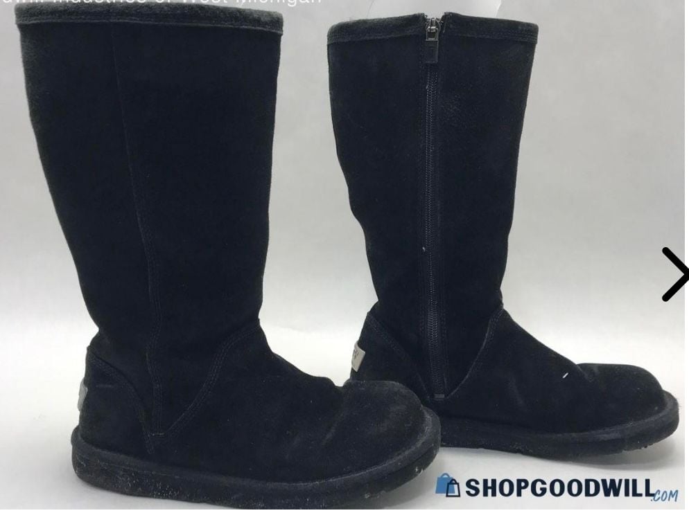Women’s UGG Classic Tall II Black Sheepskin Boots Size 7 2